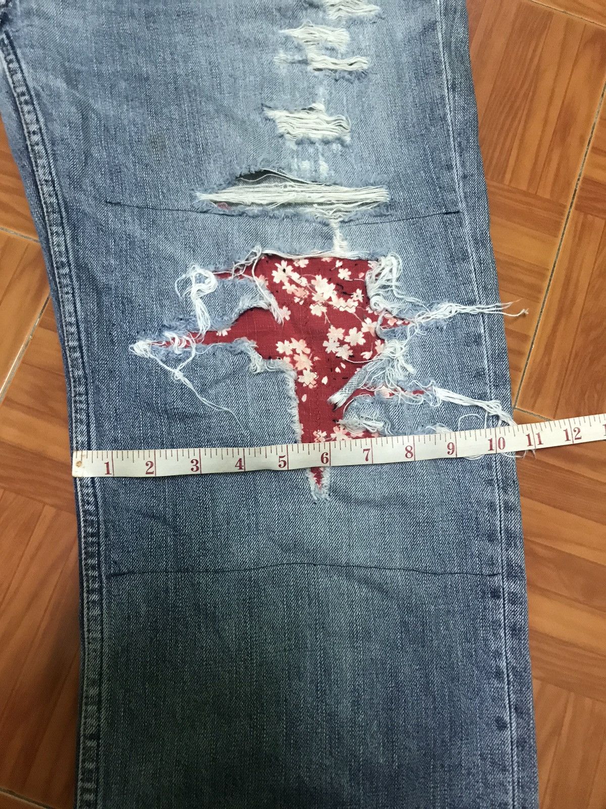 Levi's Distressed Patchwork Jeans Red Floral Repair Vtg Straight Size US 38 / EU 54 - 12 Thumbnail