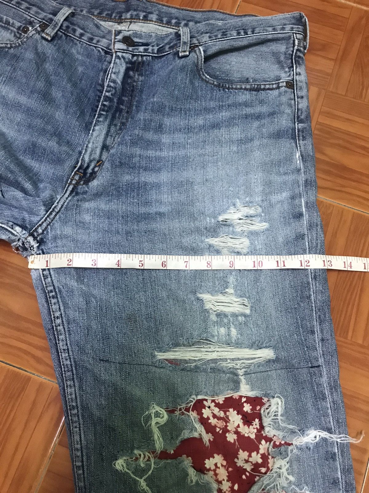 Levi's Distressed Patchwork Jeans Red Floral Repair Vtg Straight Size US 38 / EU 54 - 11 Thumbnail