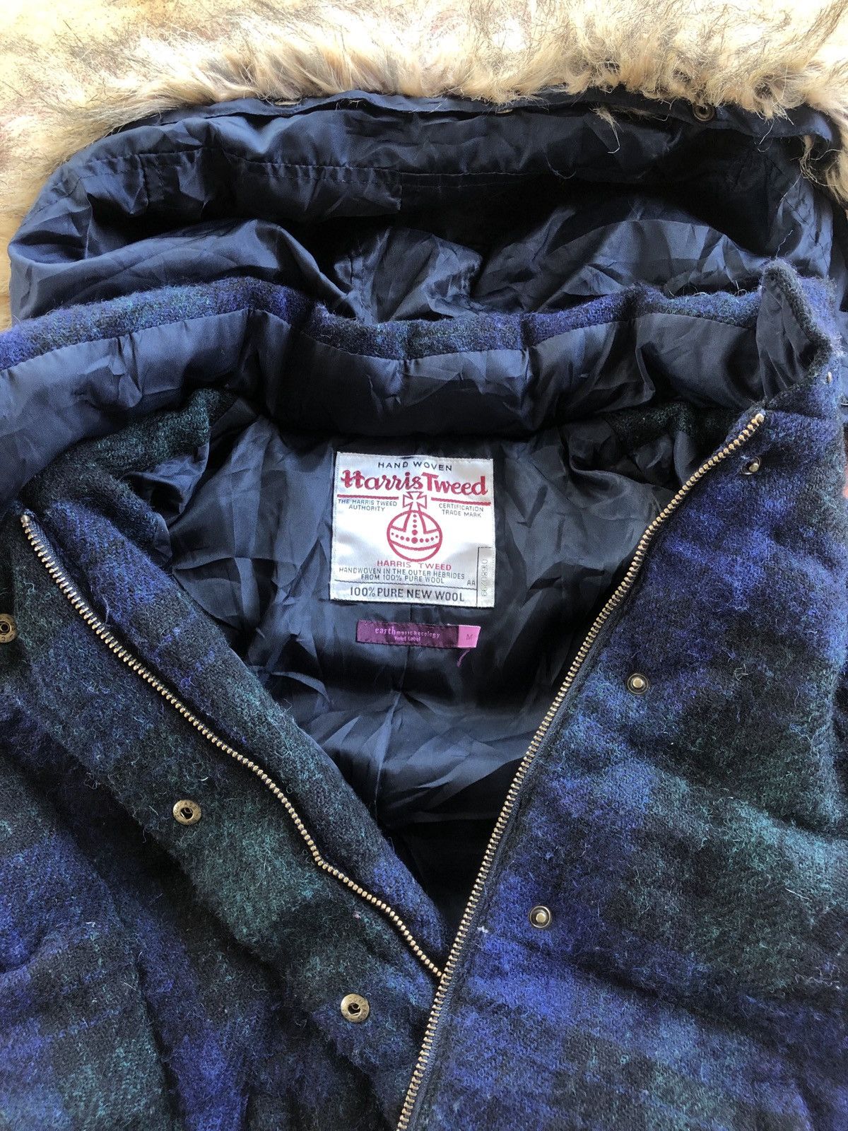 Harris Tweed Rare Harris Tweed Hand Woven Fur Hooded Heavy Jacket Size US M / EU 48-50 / 2 - 3 Thumbnail