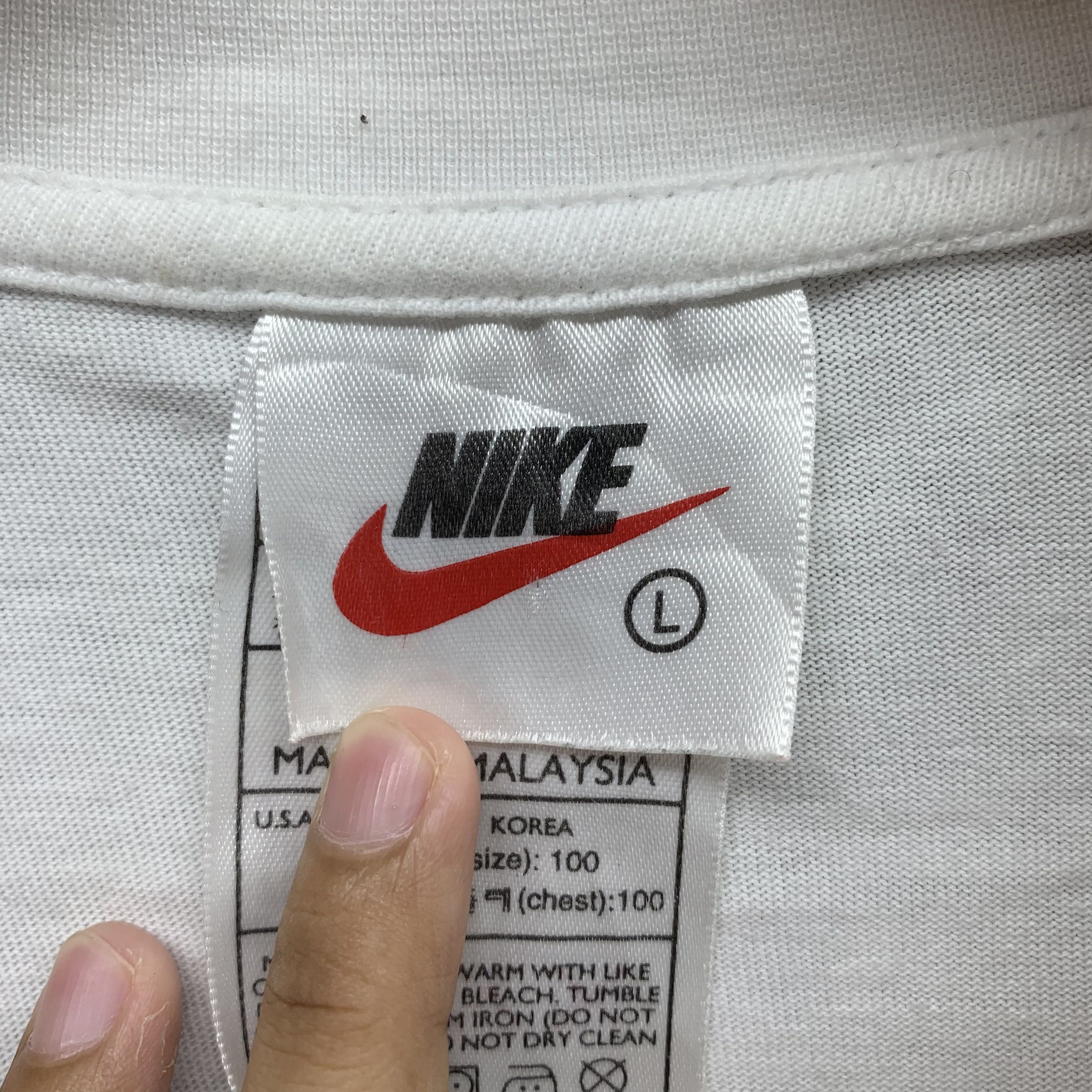 Nike Nike Embroidery Center Logo Long Sleeve T Shirt #3065-113 Size US L / EU 52-54 / 3 - 7 Thumbnail