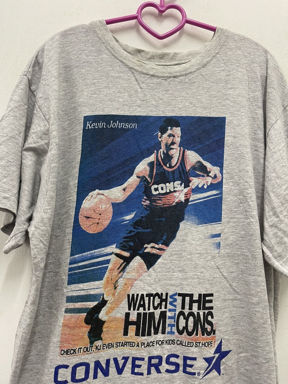 Converse Rare Vintage CONVERSE x KEVIN JOHNSON Graphic Tee Size US M / EU 48-50 / 2 - 2 Thumbnail