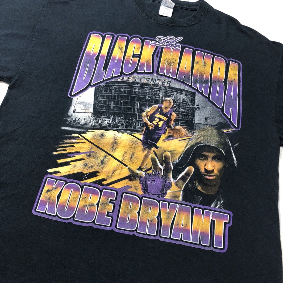 Vintage The Black Mamba Kobe Bryant Vintage T Shirt Size US XL / EU 56 / 4 - 1 Thumbnail