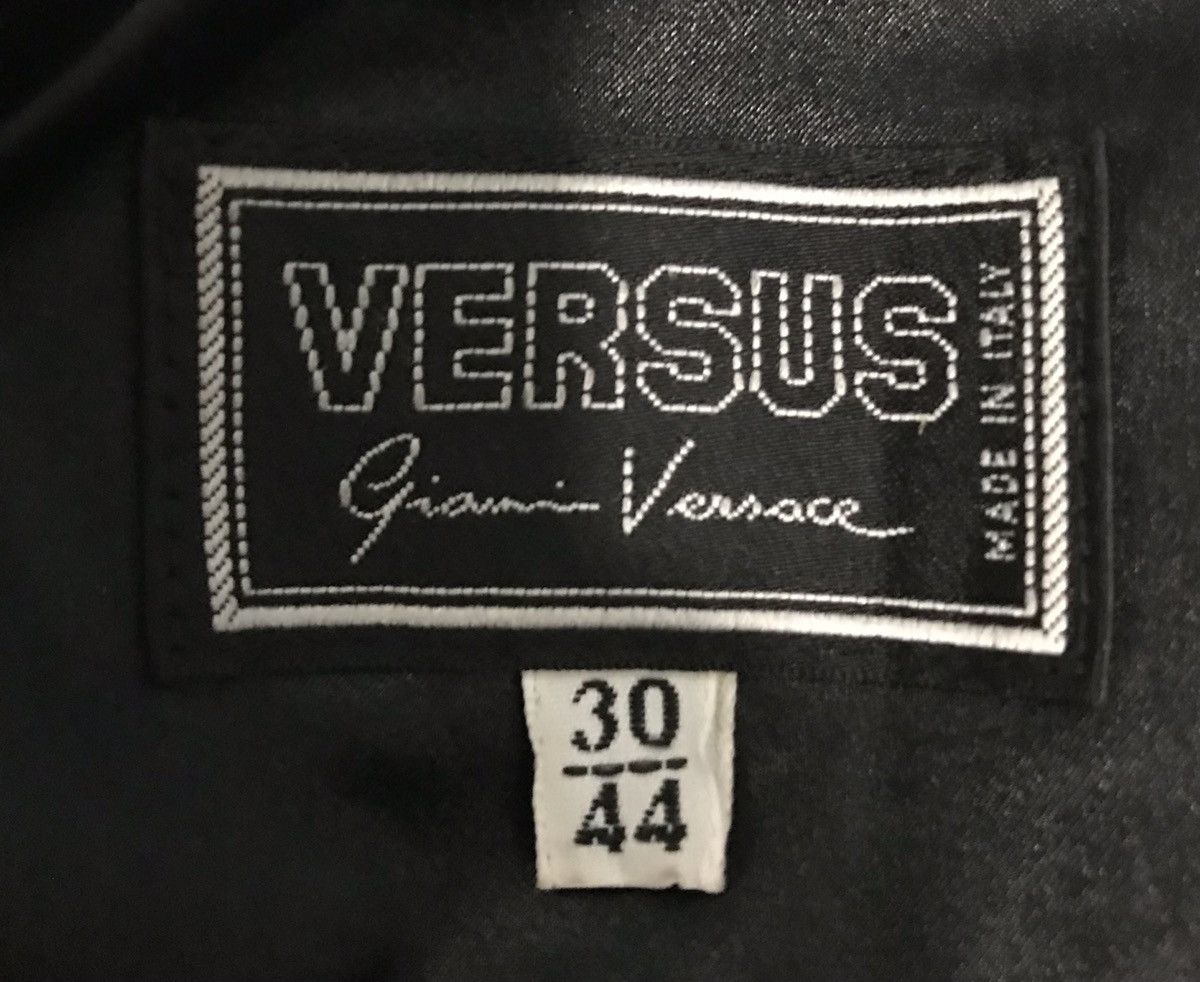 Versace × Versus VERSUS GIANNI VERSACE MADE IN ITALY SKIRT Size 30" / US 8 / IT 44 - 7 Thumbnail