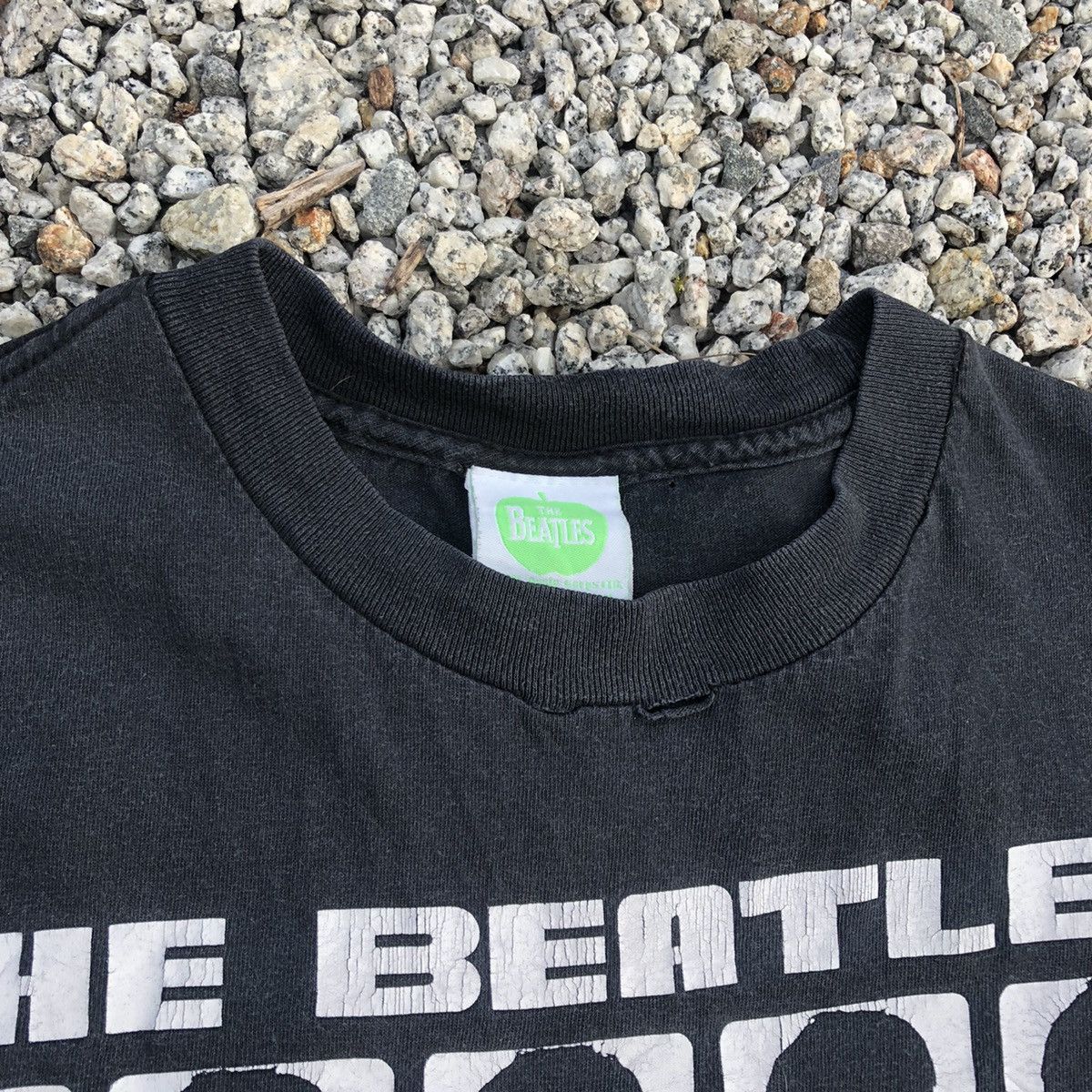 Band Tees Vintage 2005 The Beatles T Shirt Size US S / EU 44-46 / 1 - 3 Thumbnail