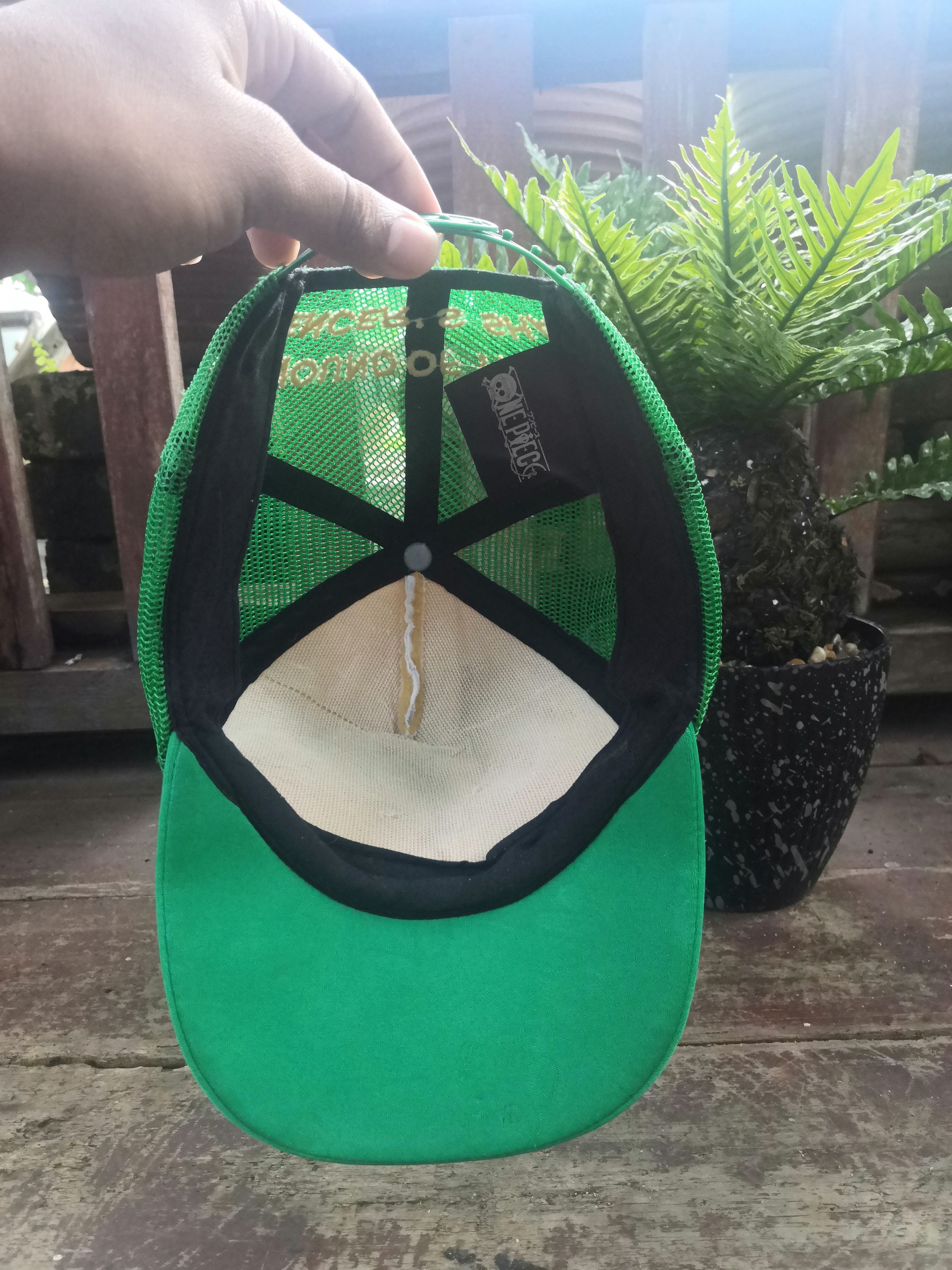 One Piece One Piece Trucker Snapback Hat For KIDS/Youth Size ONE SIZE - 9 Thumbnail