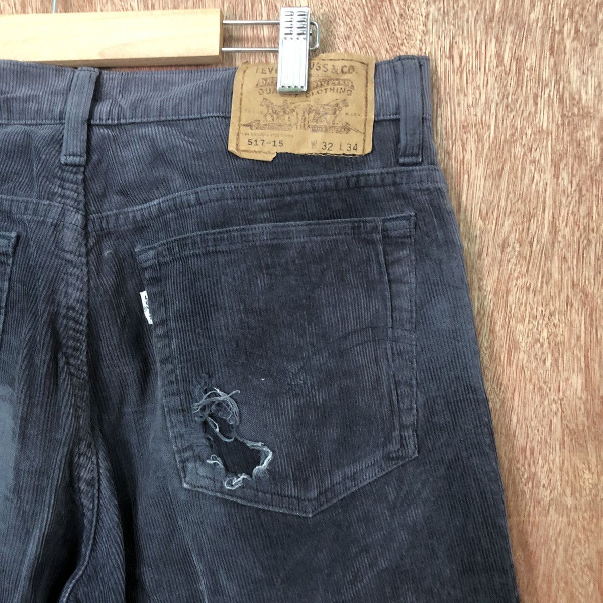 Levi's DL 517-15 Levis vintage streetwear Grey Corduroy pants #6377 Size US 31 - 10 Thumbnail