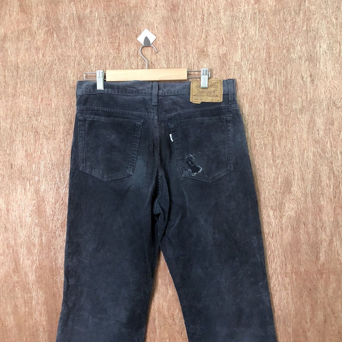 Levi's DL 517-15 Levis vintage streetwear Grey Corduroy pants #6377 Size US 31 - 7 Thumbnail