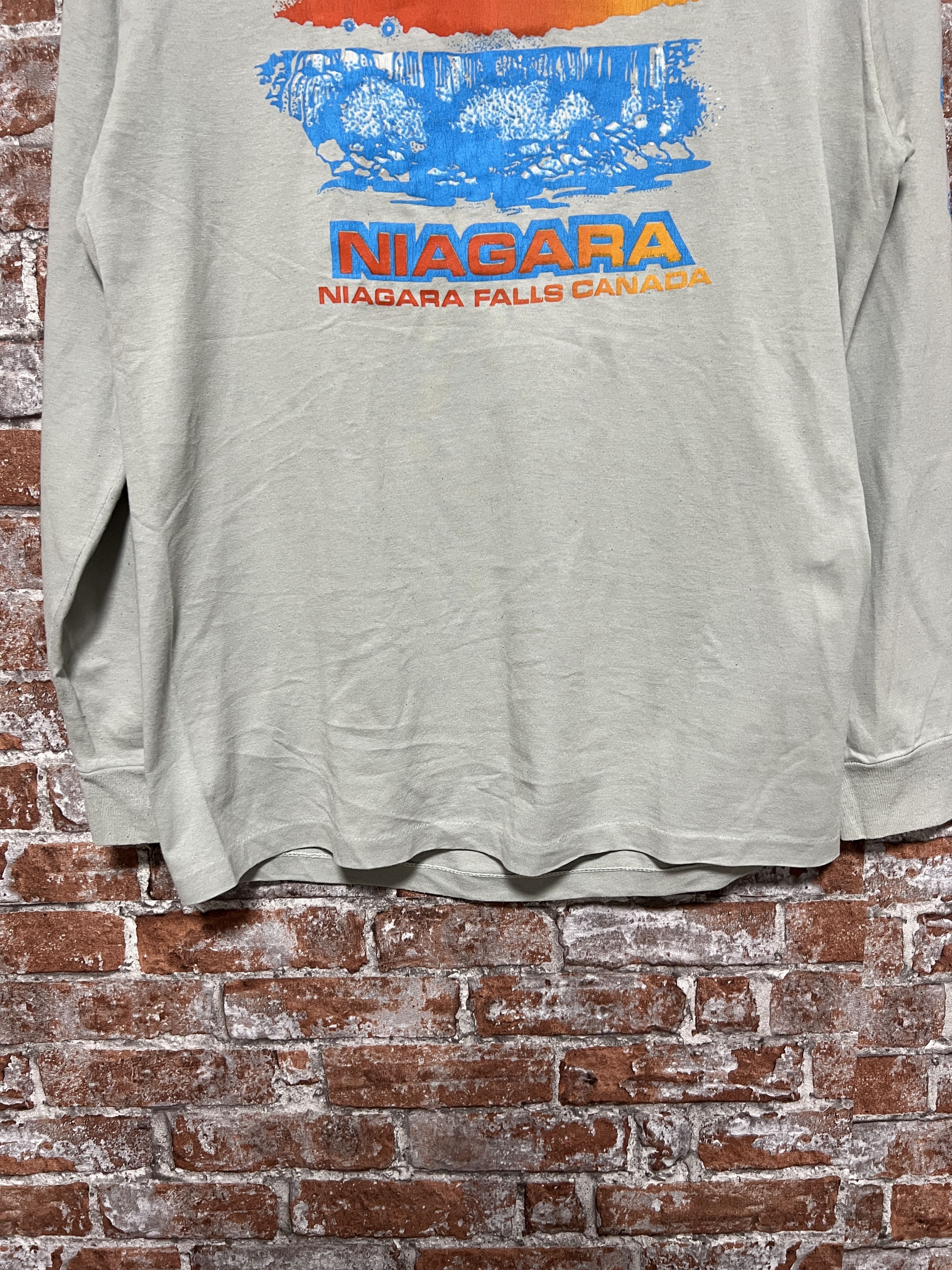 Vintage Vintage 90s Niagara Falls Canada Long Sleeve Shirt Size US M / EU 48-50 / 2 - 8 Thumbnail