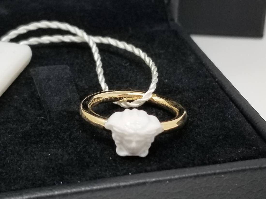 Versace NWT Medusa Head Ring Size 7-8 Size ONE SIZE - 3 Thumbnail