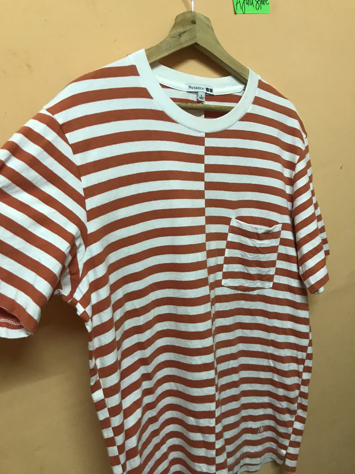 JW Anderson × Uniqlo ‼️TSHIRT STRIPE SINGLE POCKET NICE COLOUR‼️ Size US L / EU 52-54 / 3 - 4 Thumbnail