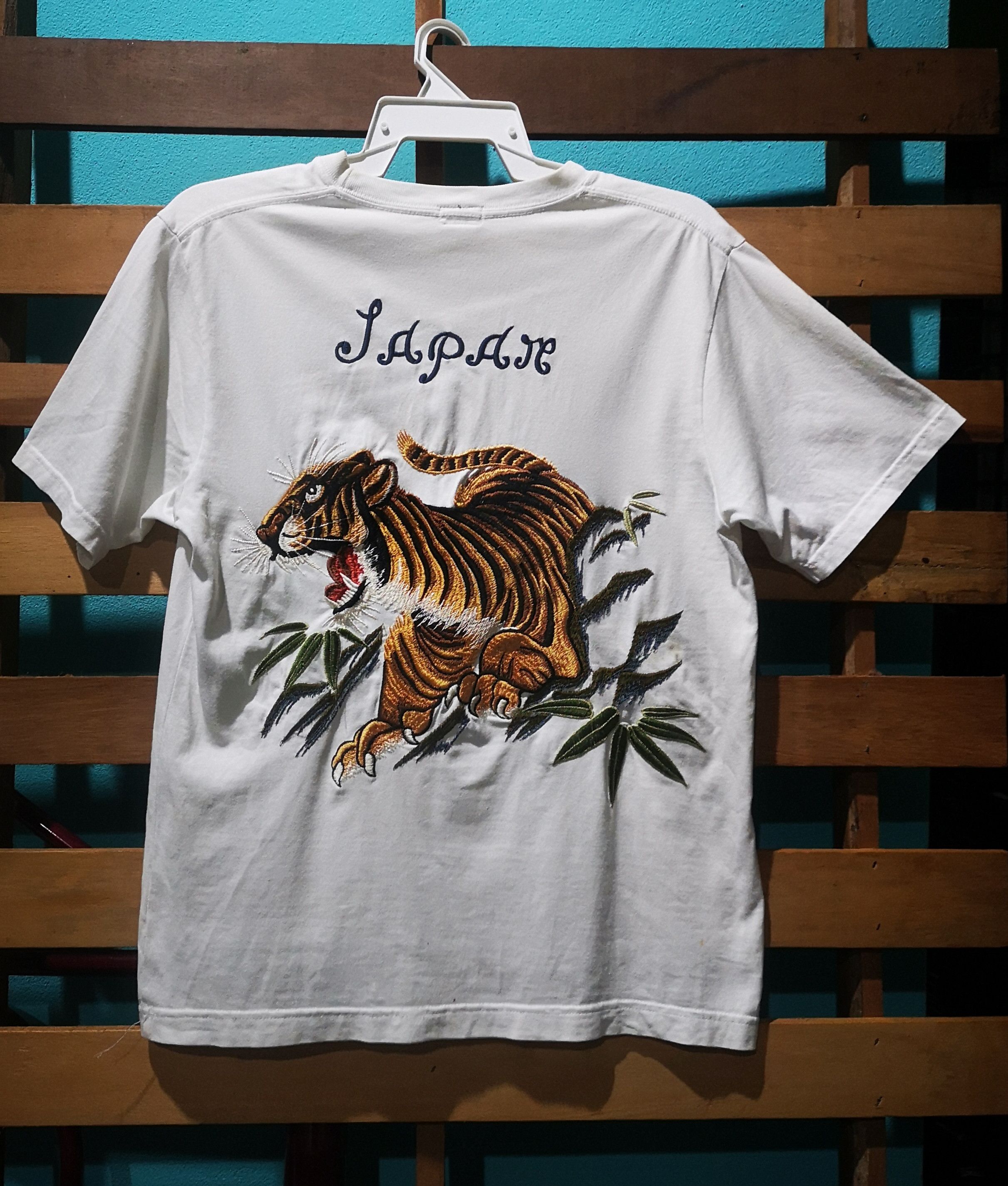 Toyo Enterprises Vintage TOYO T'shirt Tiger Embroidery Size US M / EU 48-50 / 2 - 1 Thumbnail