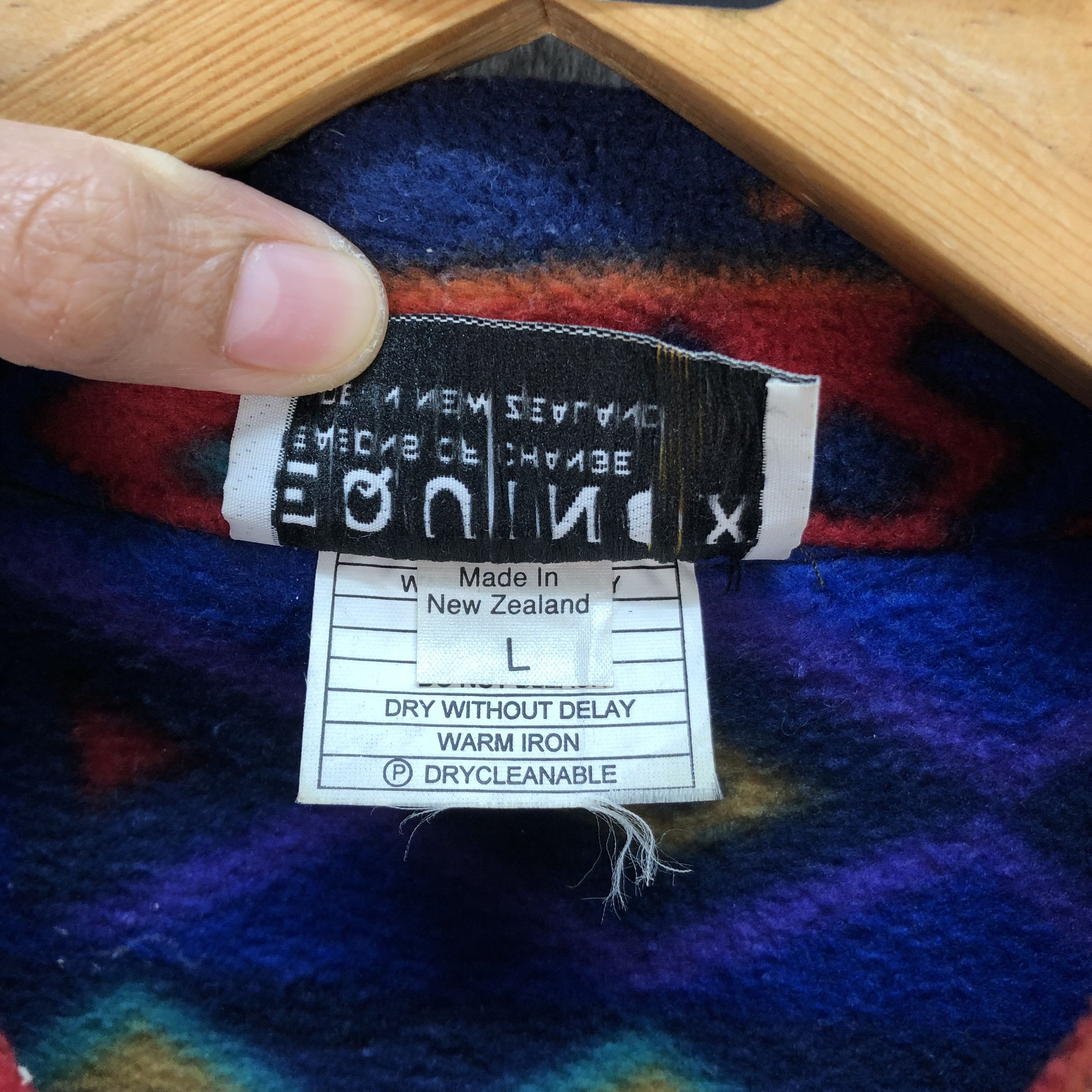 Other Equinox Colorful Nice Design Fleece Jacket #6147-50 Size US L / EU 52-54 / 3 - 8 Thumbnail