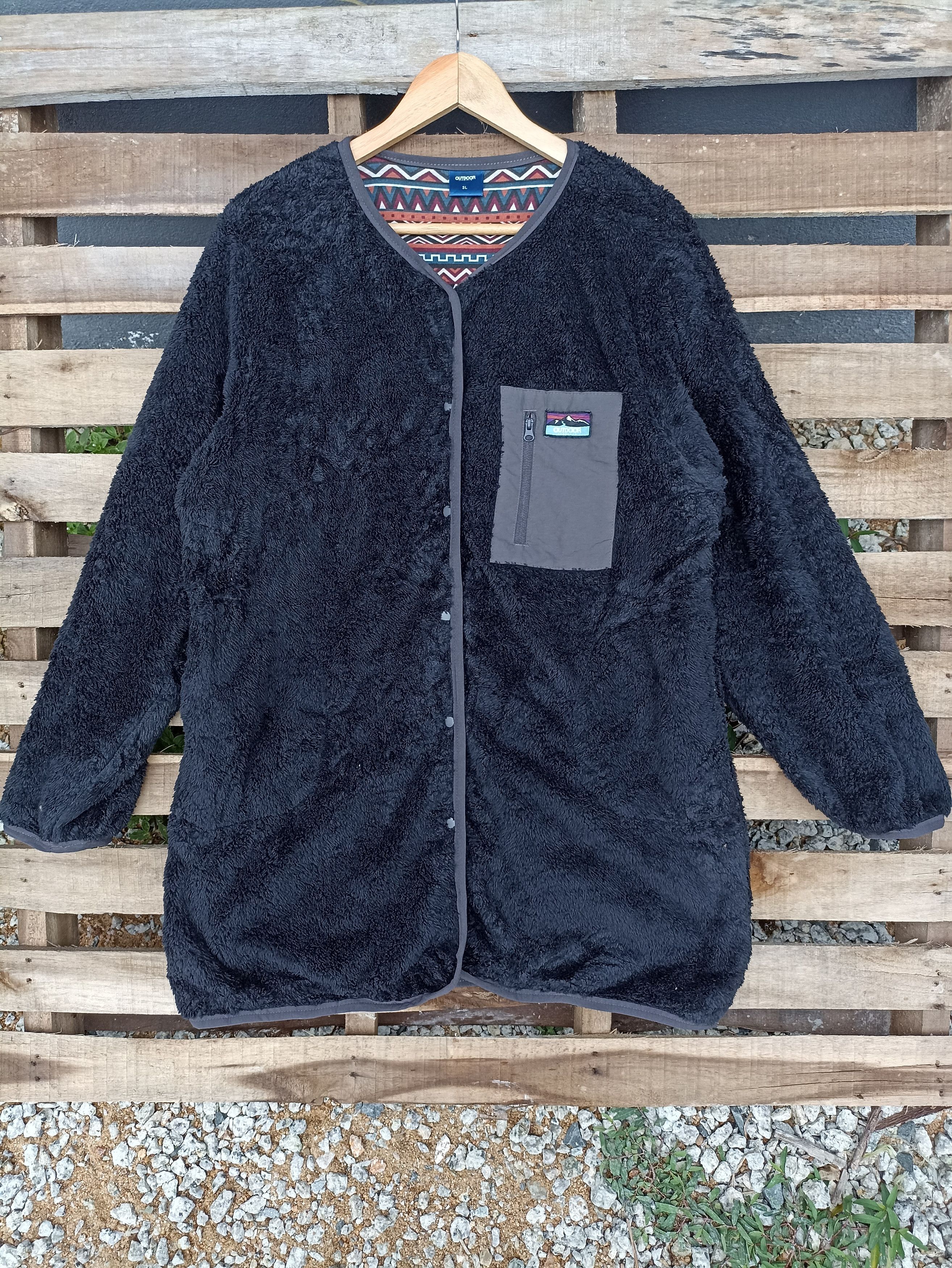 Japanese Brand Outdoor Reversible Pile Fleece Size US L / EU 52-54 / 3 - 4 Thumbnail