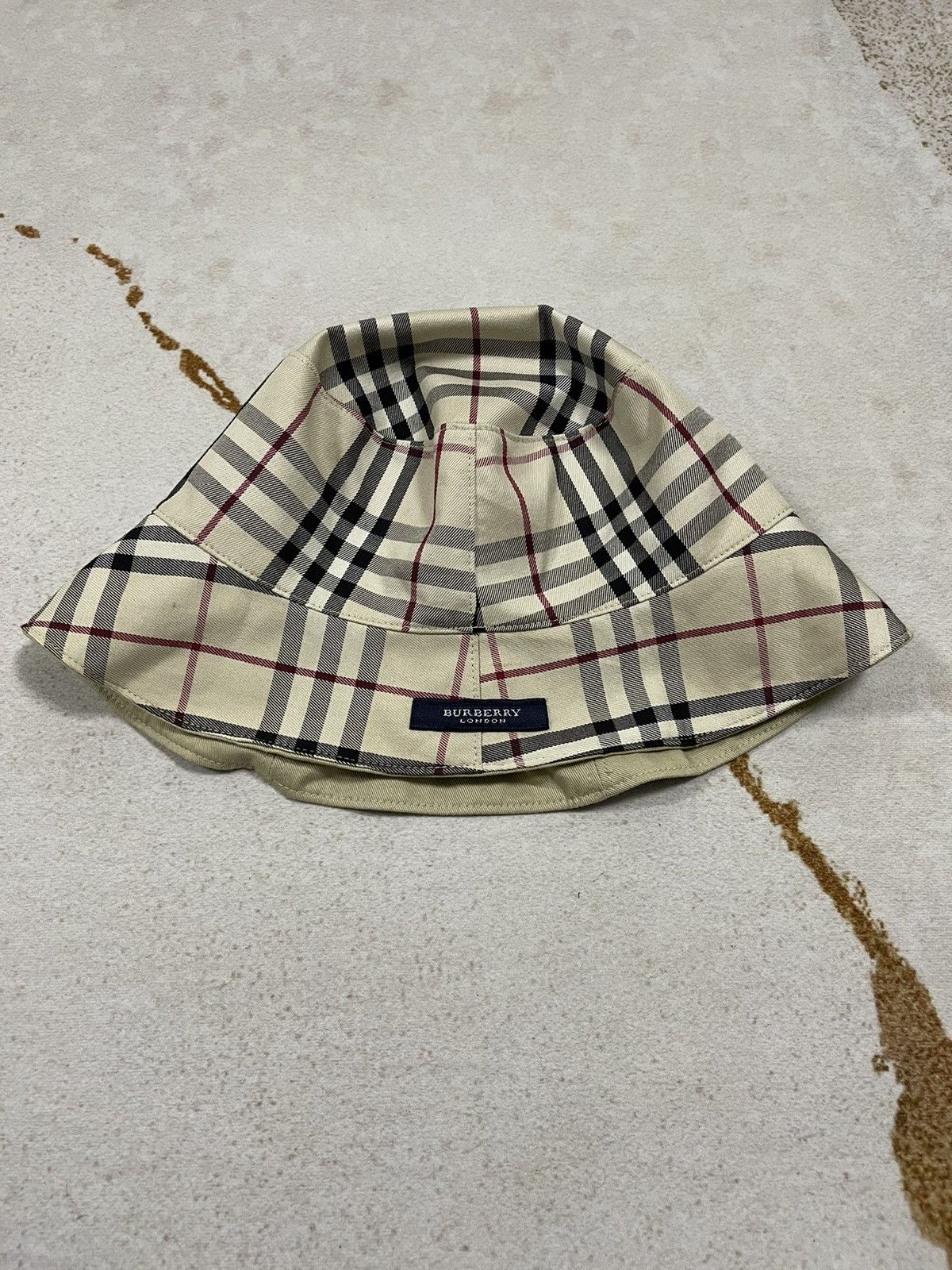 Burberry × Vintage Vintage Burberry London nova check Hat Two Way Size ONE SIZE - 4 Thumbnail