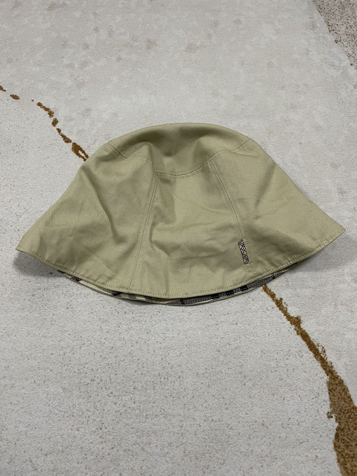 Burberry × Vintage Vintage Burberry London nova check Hat Two Way Size ONE SIZE - 2 Thumbnail
