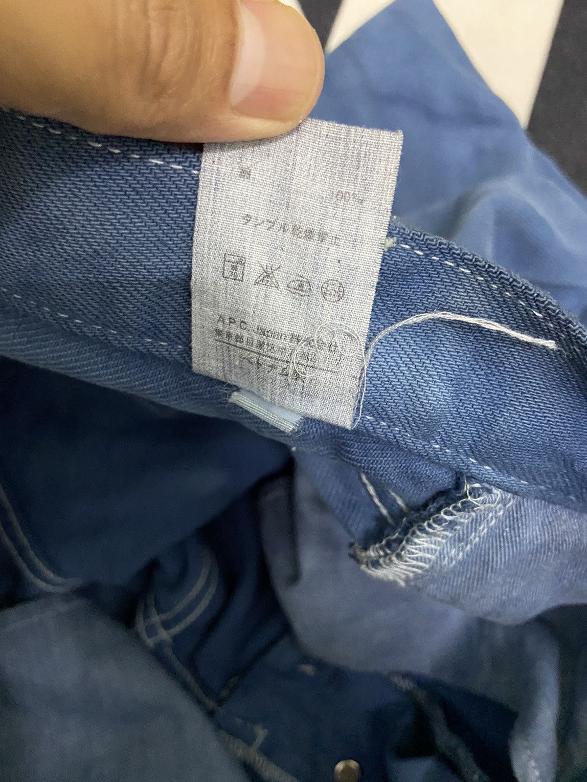 A.P.C. A.P.C blue jeans colour faded but look like design Size US 32 / EU 48 - 12 Thumbnail