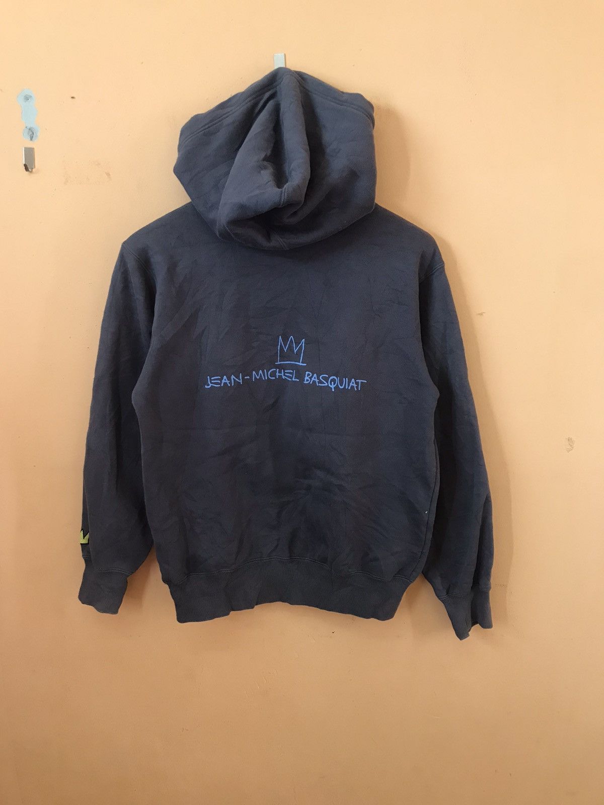 Jean-Michel Basquiat × Uniqlo ‼️JEAN MICHEL BISQUAT D KING HOODIE VERY NICE‼️ Size US S / EU 44-46 / 1 - 2 Thumbnail