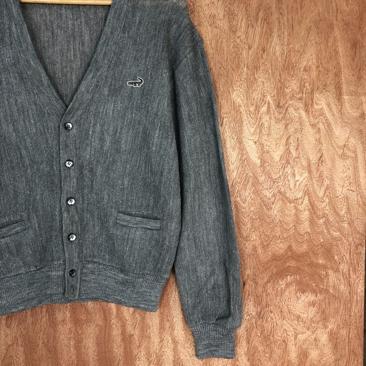Faded Glory DLL Crocodile Grey faded vintage knitwear Cardigan #c604 Size US M / EU 48-50 / 2 - 5 Thumbnail