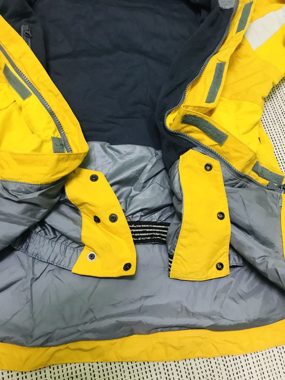 Helly Hansen ‼️‼️ helly hansen hoodie very rare Size US S / EU 44-46 / 1 - 10 Thumbnail