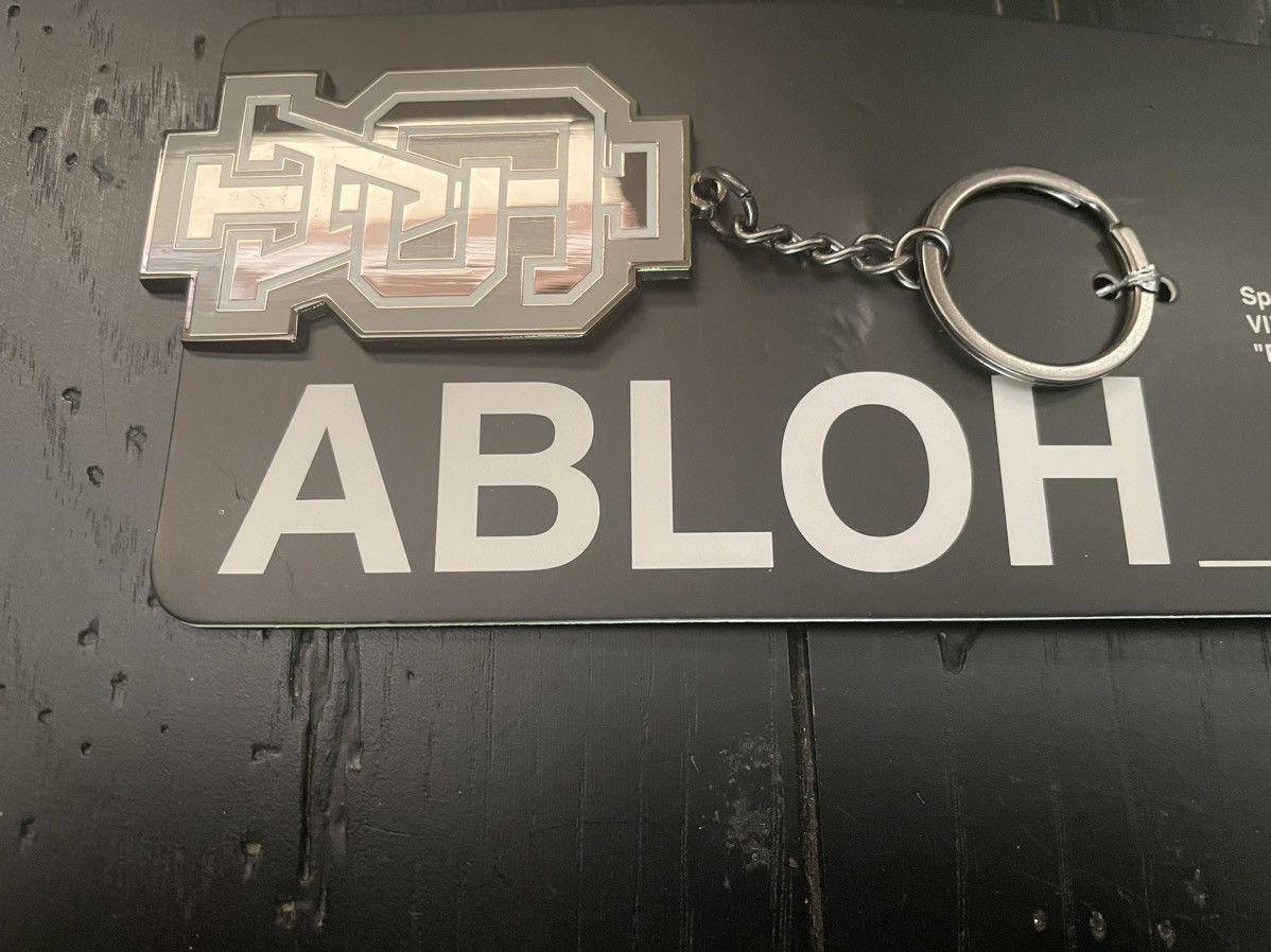 Virgil Abloh Virgil Keychain GAI Gymnastics Art Institute FOS Figures of Size ONE SIZE - 19 Thumbnail