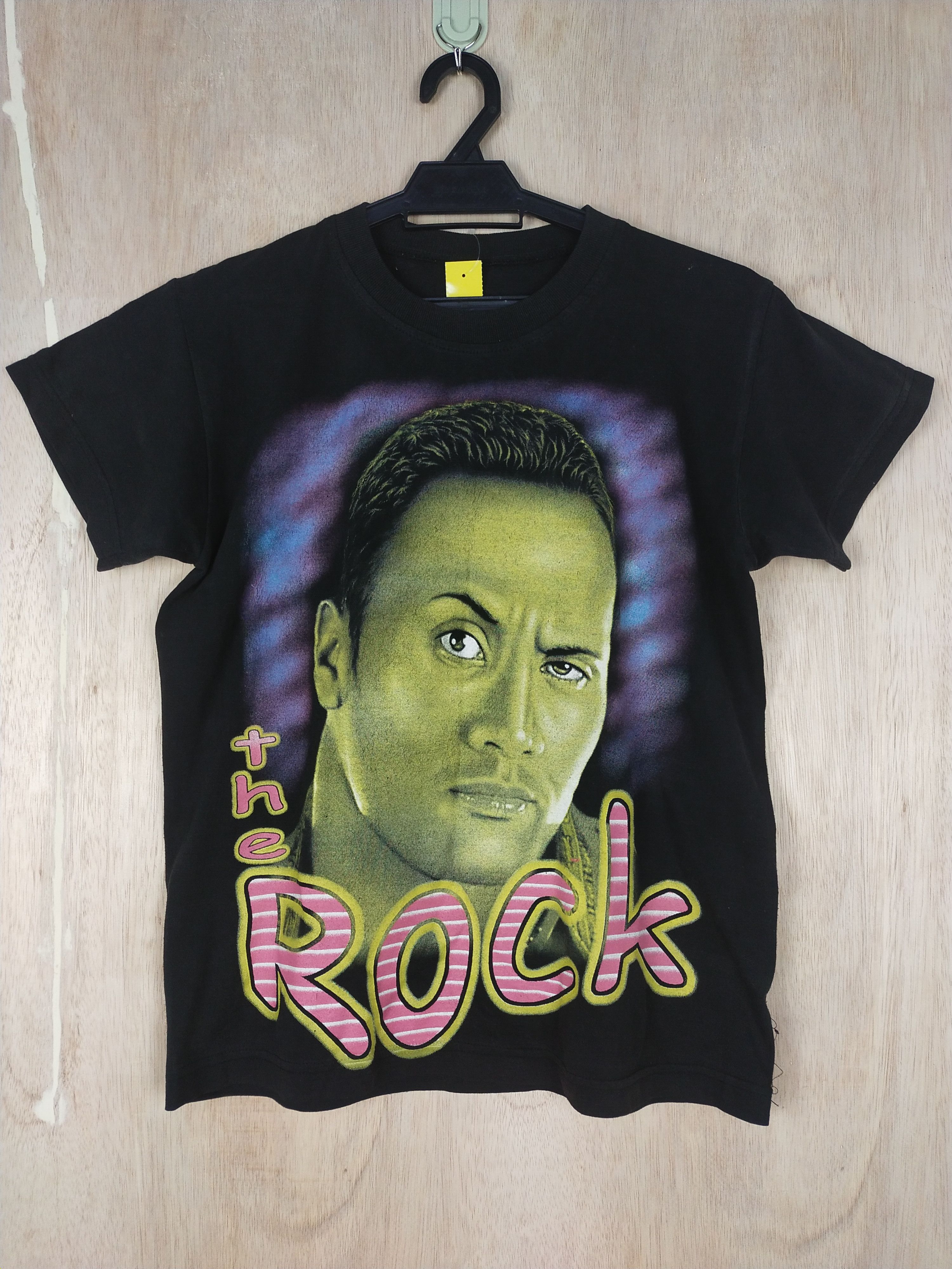 The Rock wwf vintage black tee #2772