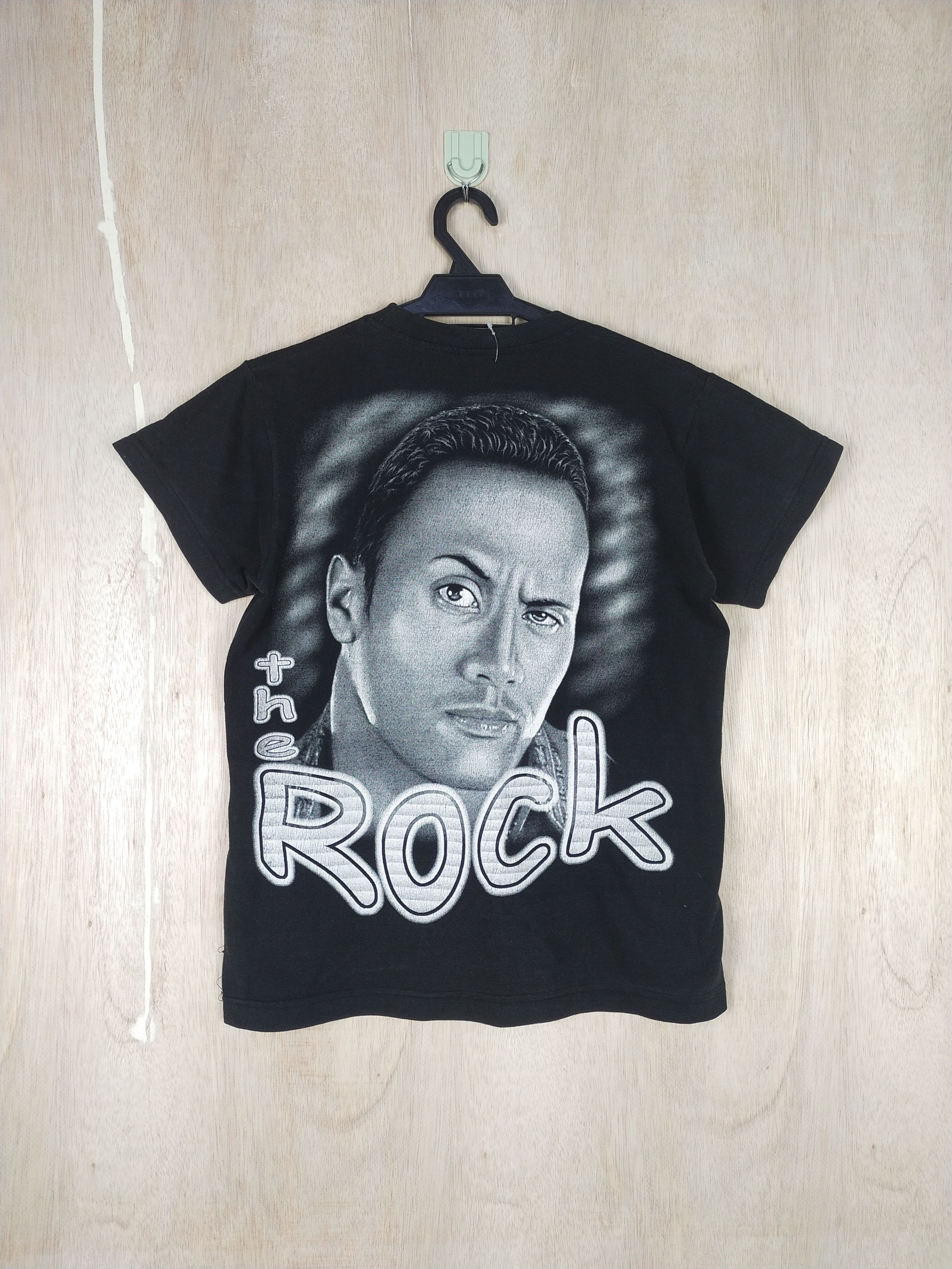 Vintage The Rock wwf vintage black tee #2772 Size US S / EU 44-46 / 1 - 7 Thumbnail