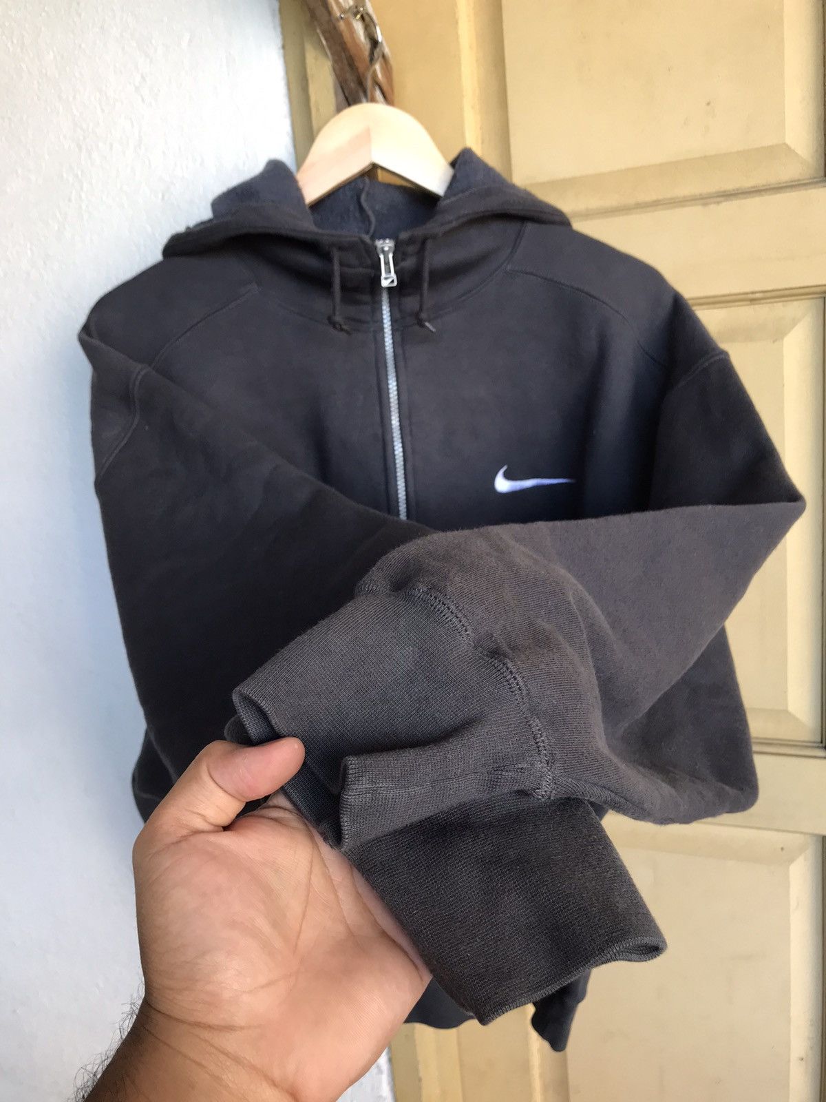 Nike Vintage 90s Nike Faded Colour Oversized Sweatshirt Hoodie Size US L / EU 52-54 / 3 - 16 Thumbnail