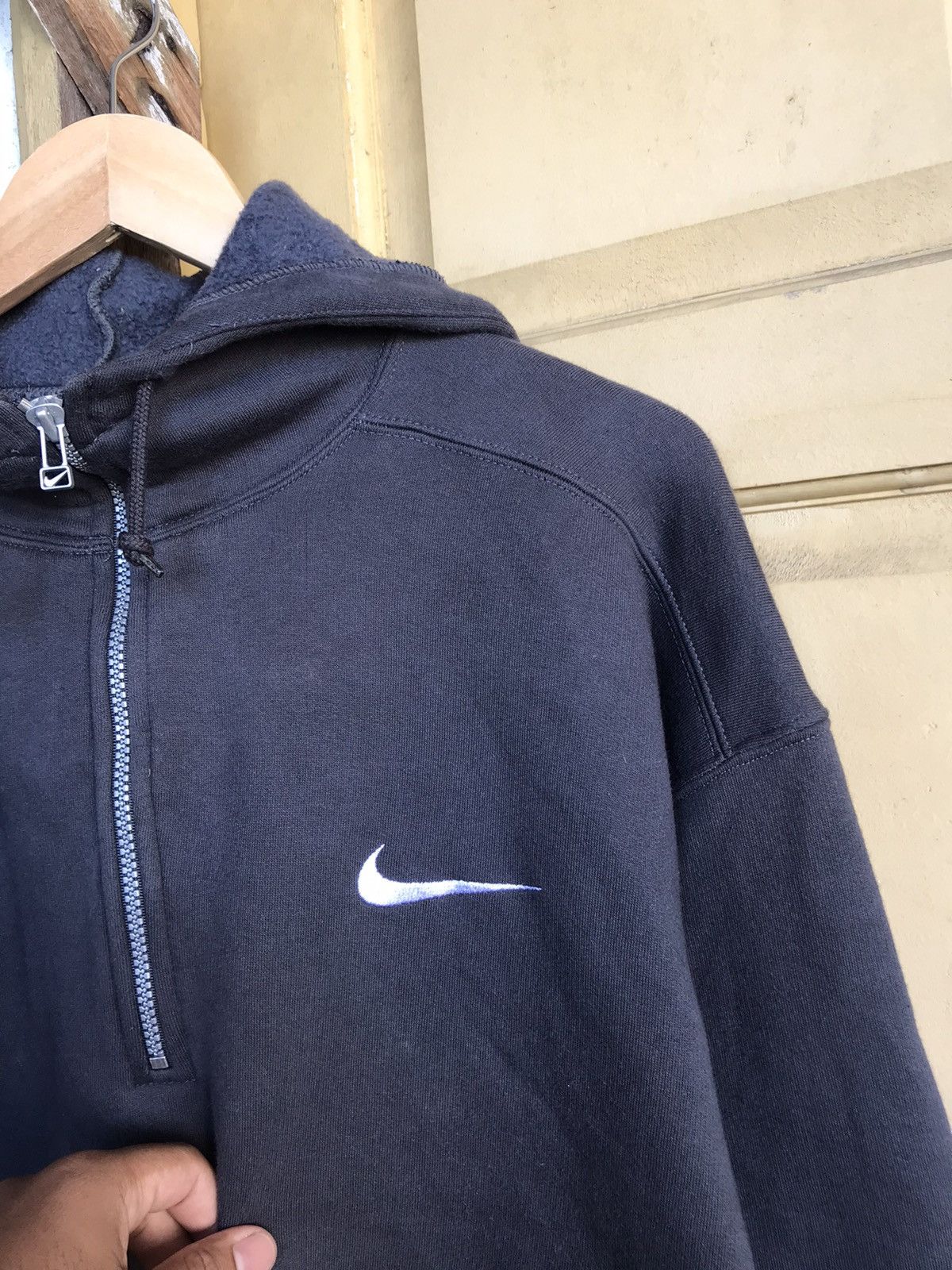 Nike Vintage 90s Nike Faded Colour Oversized Sweatshirt Hoodie Size US L / EU 52-54 / 3 - 11 Thumbnail