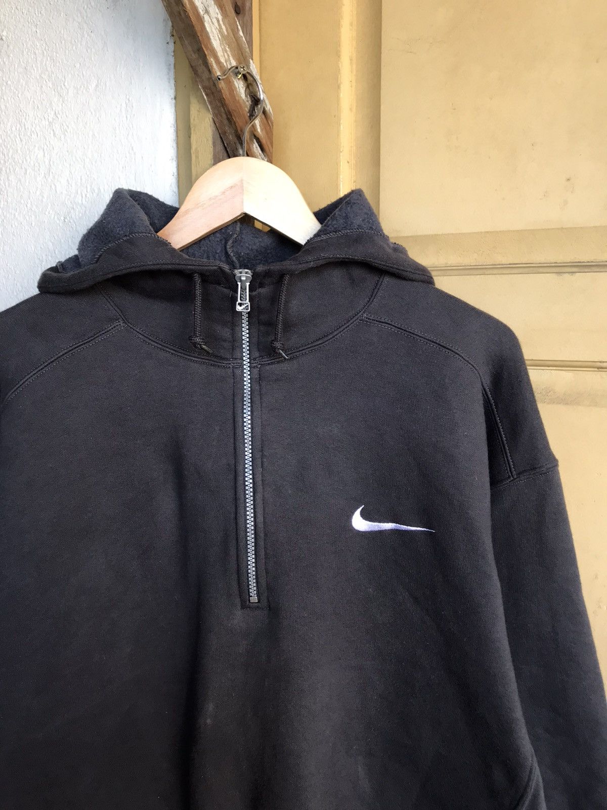 Nike Vintage 90s Nike Faded Colour Oversized Sweatshirt Hoodie Size US L / EU 52-54 / 3 - 10 Thumbnail