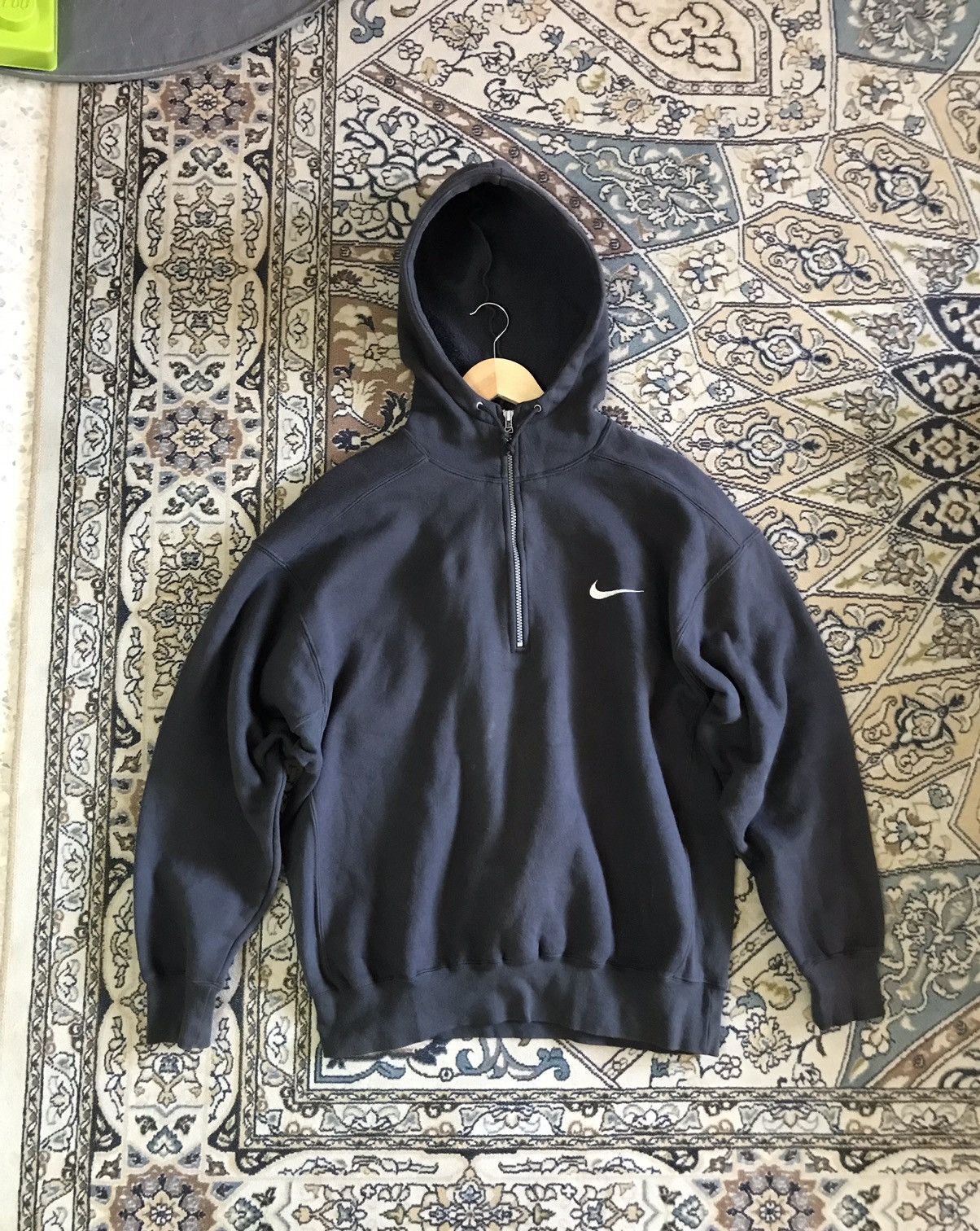 Nike Vintage 90s Nike Faded Colour Oversized Sweatshirt Hoodie Size US L / EU 52-54 / 3 - 1 Thumbnail