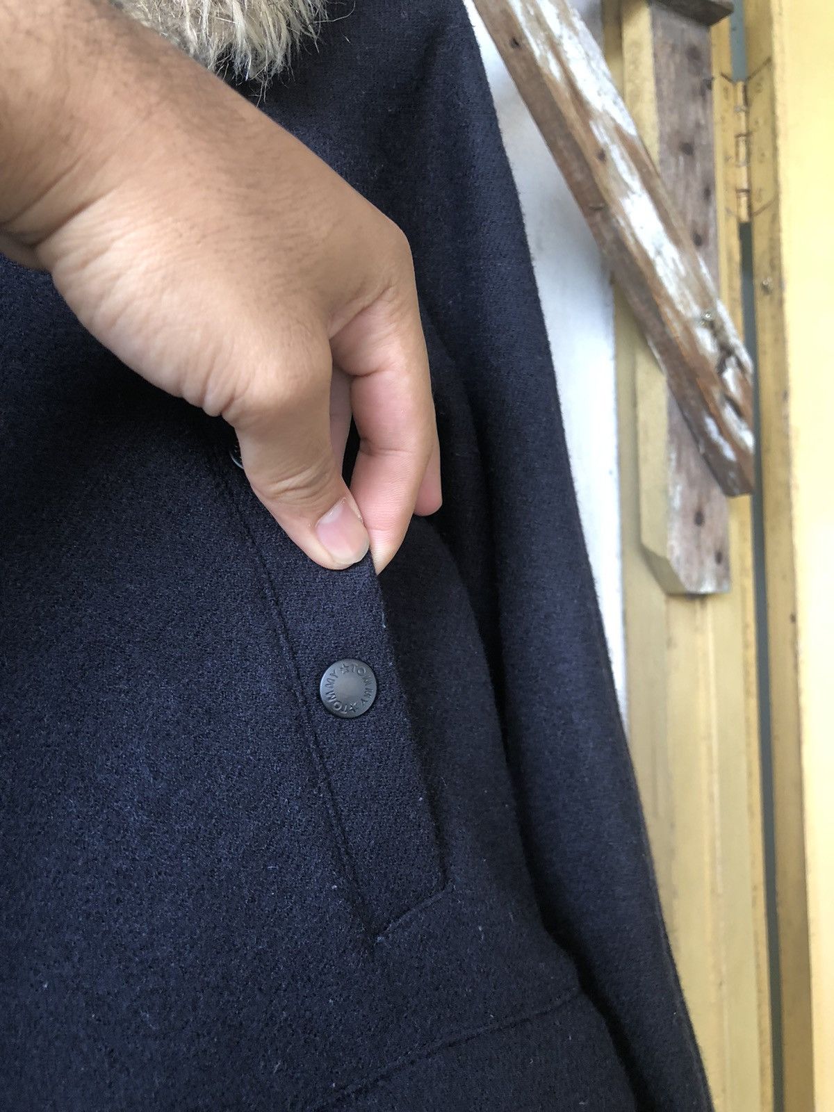 Tommy Hilfiger Vintage Tommy Hilfiger Wool Duffle Jacket wt Hoodie Size M / US 6-8 / IT 42-44 - 5 Thumbnail