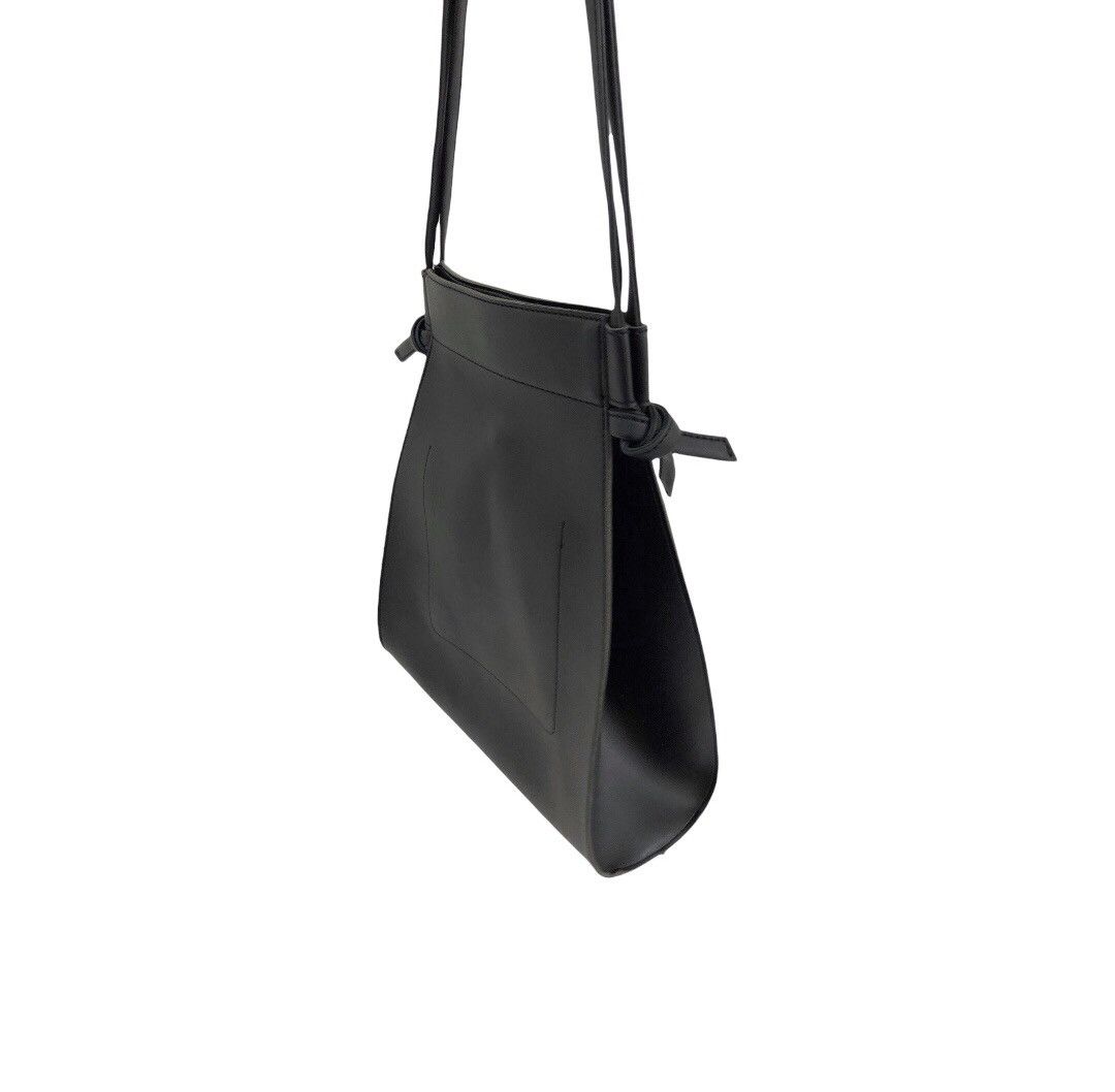 URBAN RESEARCH DOORS × Yohji Yamamoto 🇯🇵 K.B.F Avant-garde synthetic carry leather bag Size ONE SIZE - 11 Thumbnail