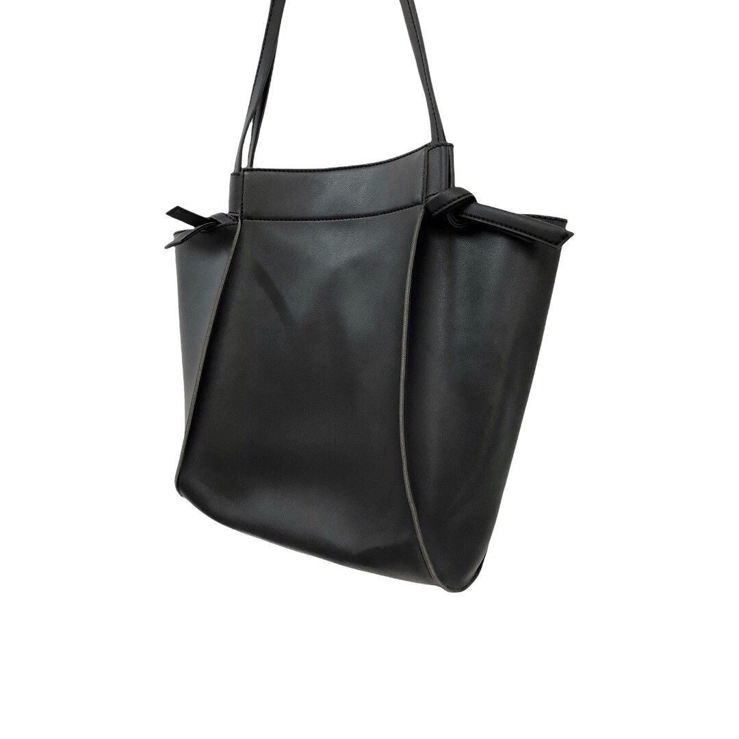 URBAN RESEARCH DOORS × Yohji Yamamoto 🇯🇵 K.B.F Avant-garde synthetic carry leather bag Size ONE SIZE - 9 Thumbnail