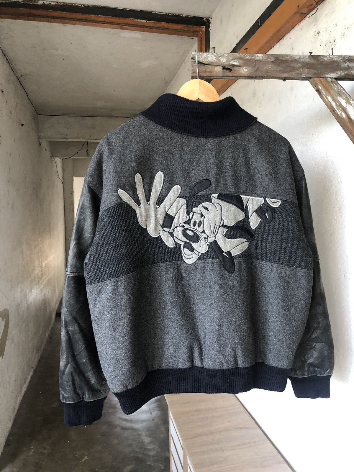 Japanese Brand Vintage Nuova Via Pelle x Goofy Arm Leather Varsity Jackets Size US M / EU 48-50 / 2 - 9 Thumbnail
