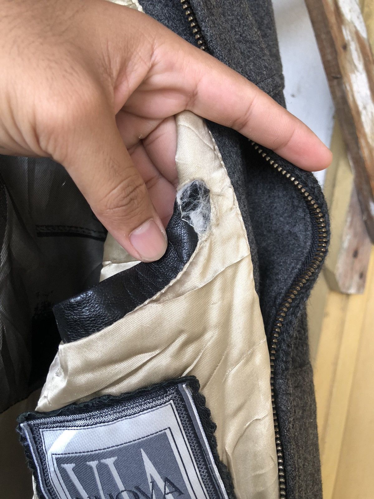 Japanese Brand Vintage Nuova Via Pelle x Goofy Arm Leather Varsity Jackets Size US M / EU 48-50 / 2 - 19 Thumbnail