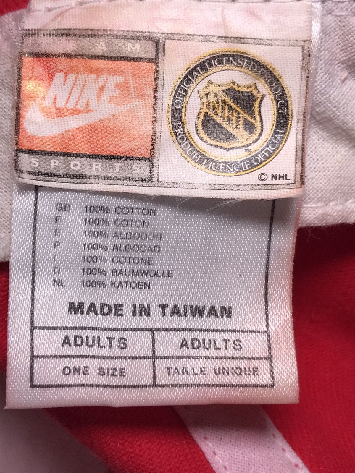 Nike Vintage 98s Cap Nike NHL Detroit Red Wings hockey hat Size ONE SIZE - 10 Thumbnail