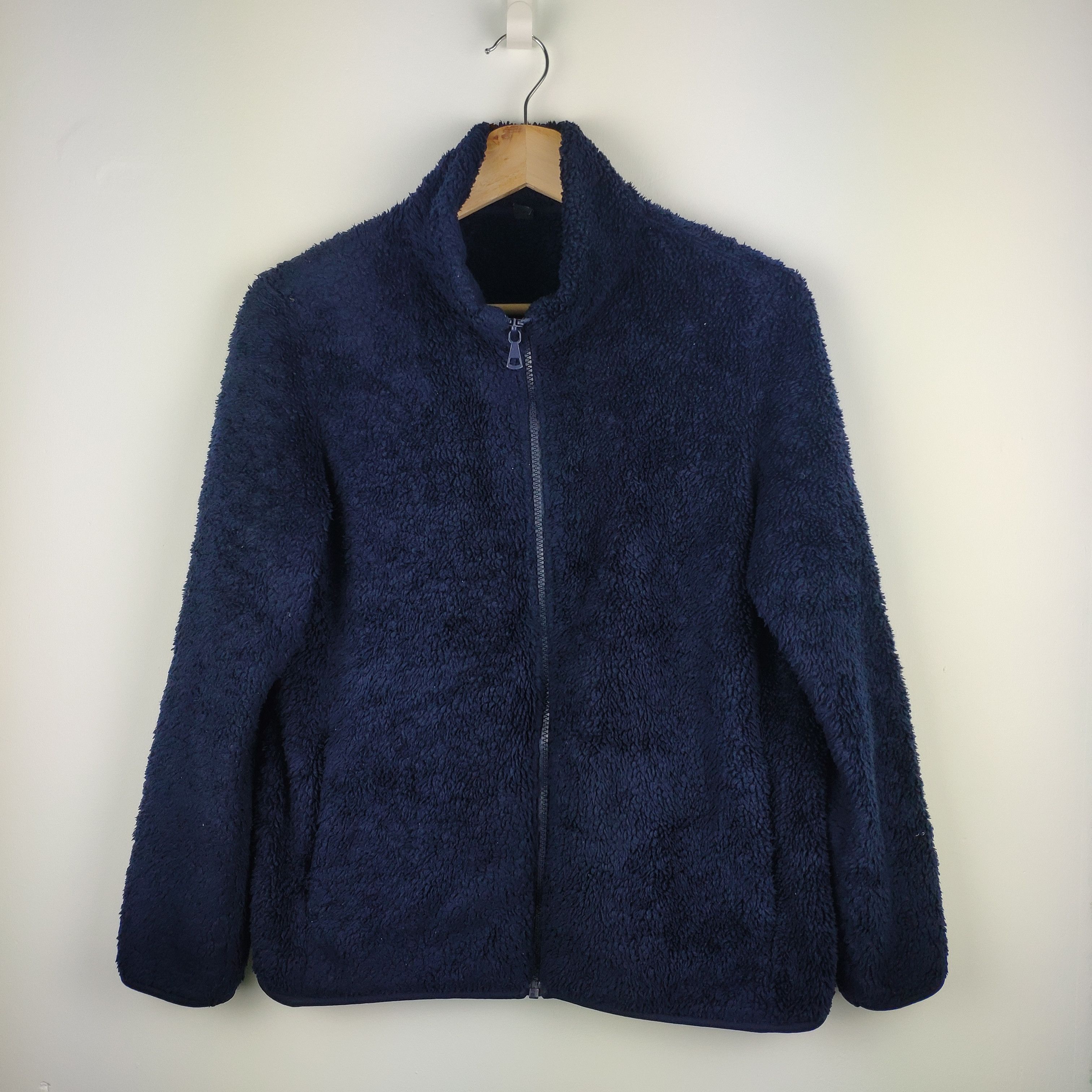 image of Steal Uniqlo Fleece Jacket Navy Blue, Men's (Size Medium)