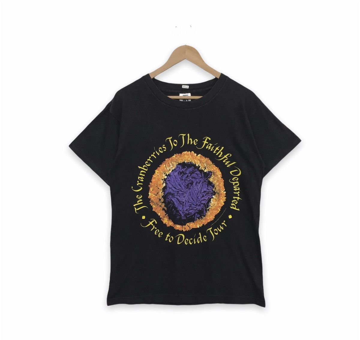 Band Tees × Vintage Rare!! Vintage The Cranberries Tour Tee Size US L / EU 52-54 / 3 - 1 Thumbnail