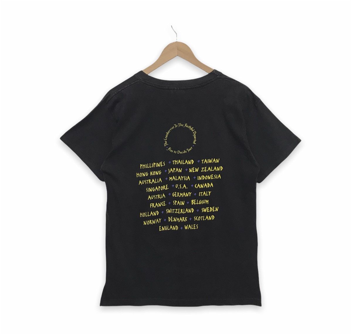 Band Tees × Vintage Rare!! Vintage The Cranberries Tour Tee Size US L / EU 52-54 / 3 - 2 Thumbnail