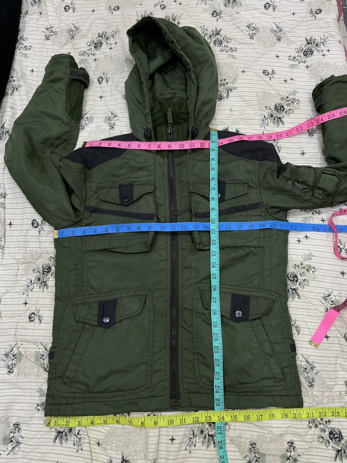 Avirex (Ggg). AVIREX TACTICAL MULTI POCKET HYPEBEAST JACKET Size US M / EU 48-50 / 2 - 14 Thumbnail