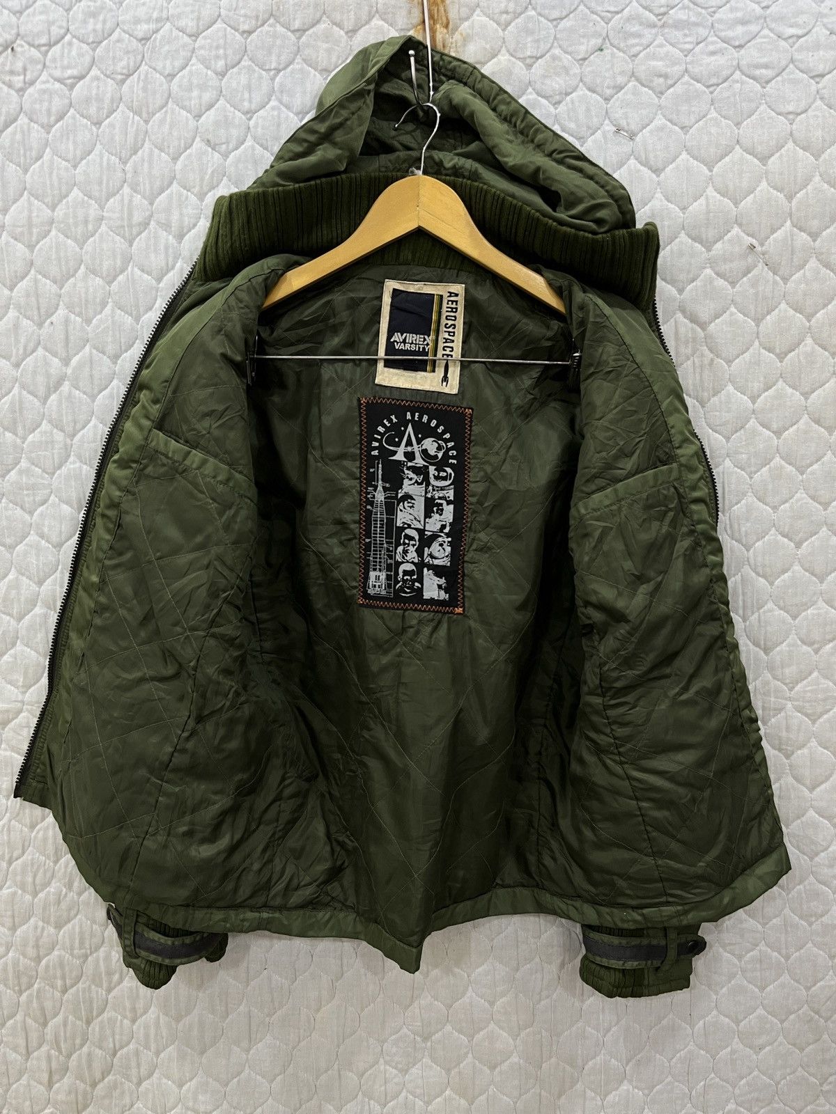 Avirex (Ggg). AVIREX TACTICAL MULTI POCKET HYPEBEAST JACKET Size US M / EU 48-50 / 2 - 7 Thumbnail