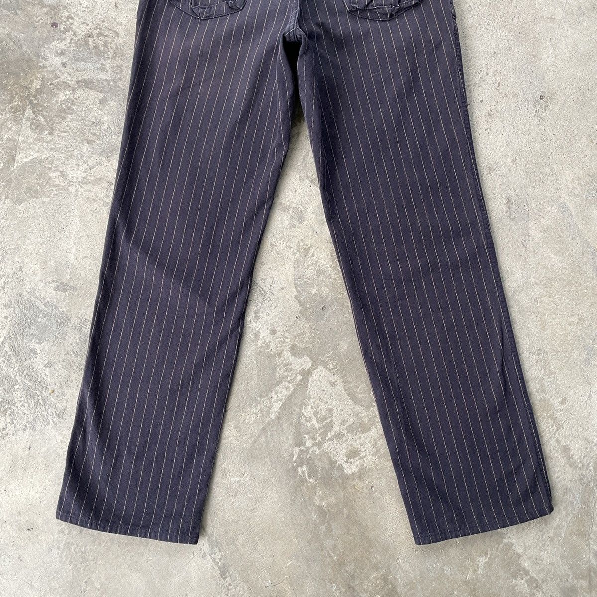 Japanese Brand Vintage GrageBlue Purple Striped Trousers Casual Pants W30 Size US 30 / EU 46 - 9 Thumbnail