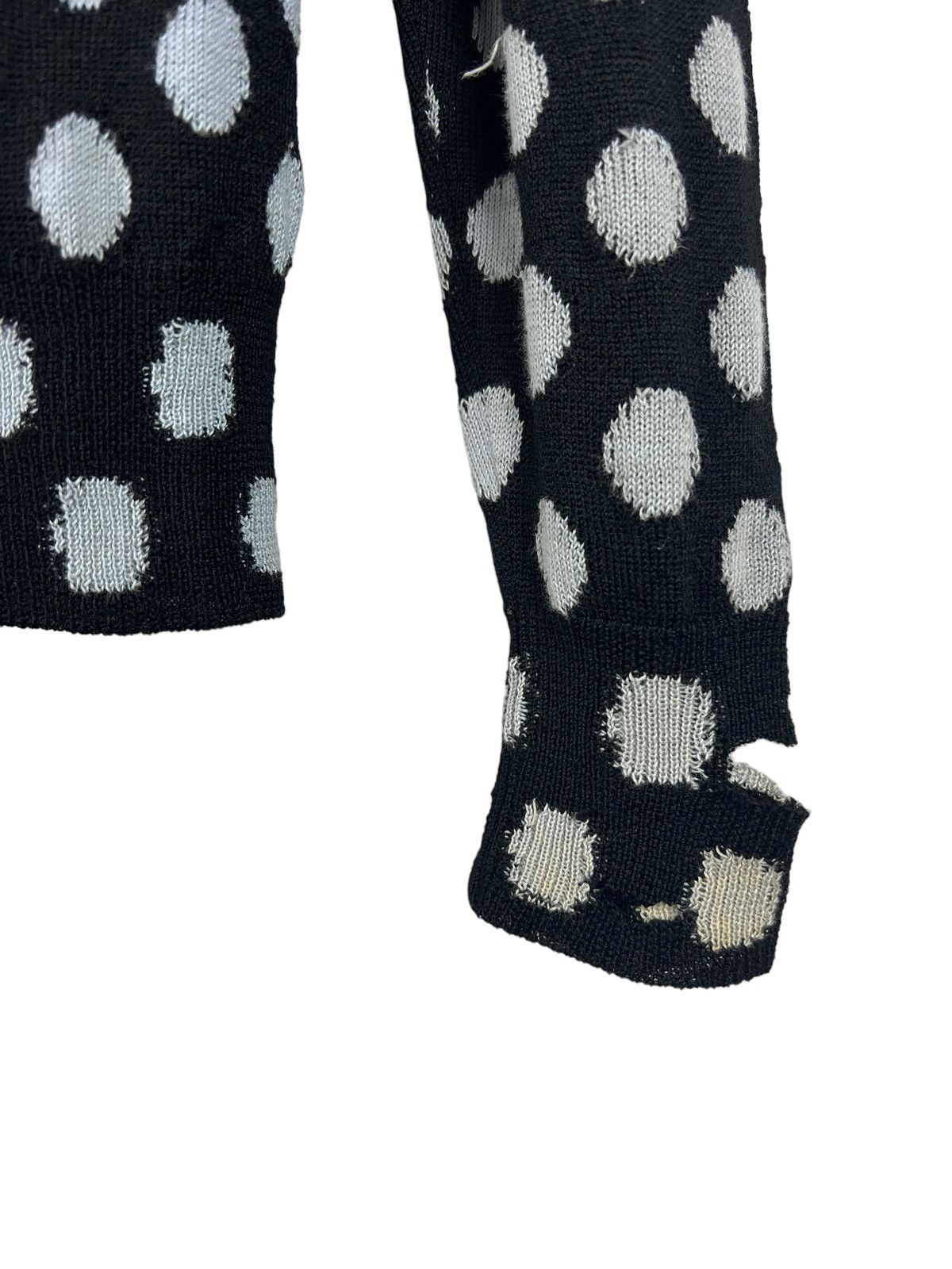 Comme des Garcons Comme des Garçons Distressed Sleeve Wrist Button Cardigan Size XS / US 0-2 / IT 36-38 - 7 Thumbnail