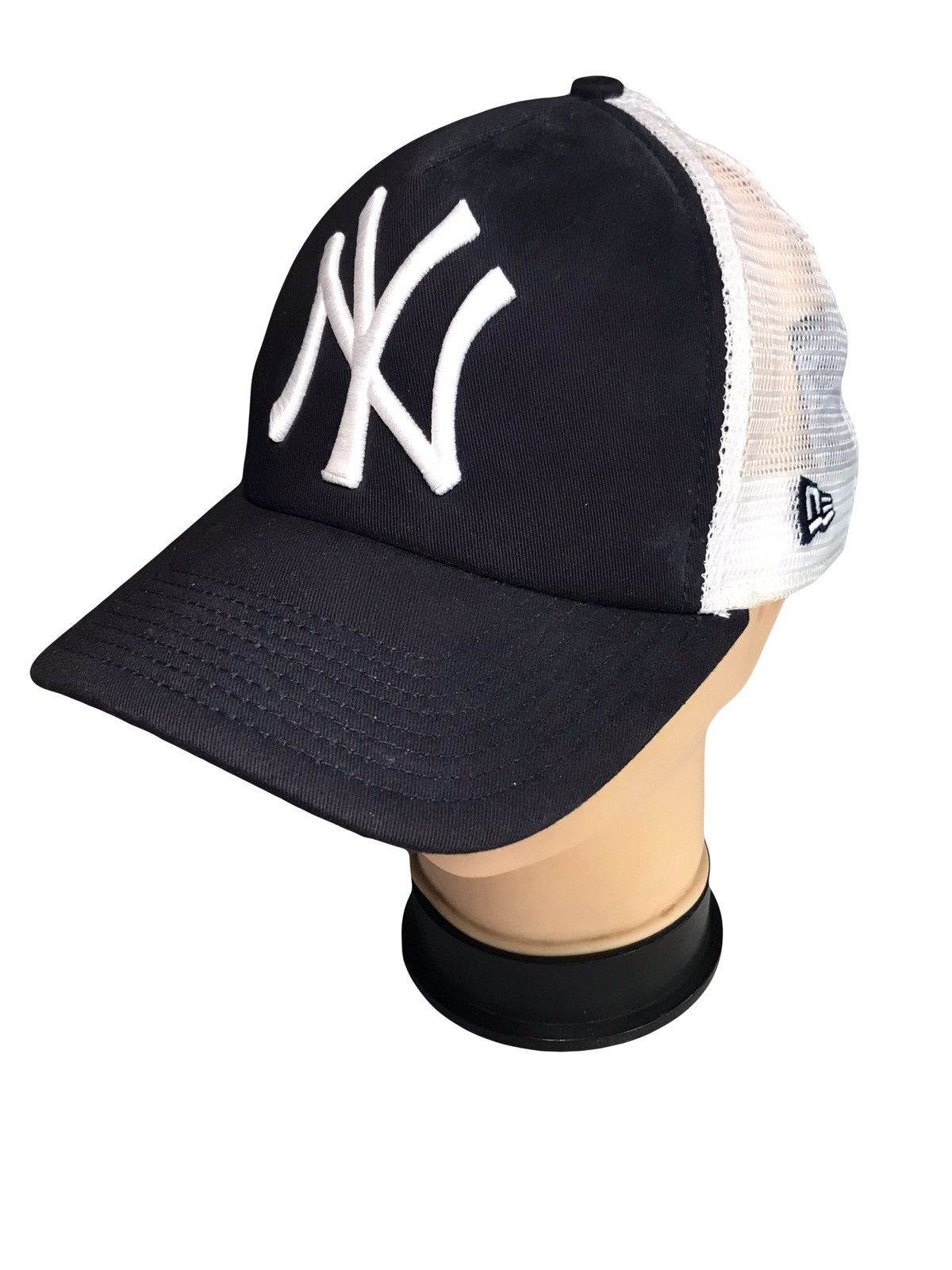 Vintage Vintage Hat New Era cap New York Yankees Size ONE SIZE - 1 Thumbnail