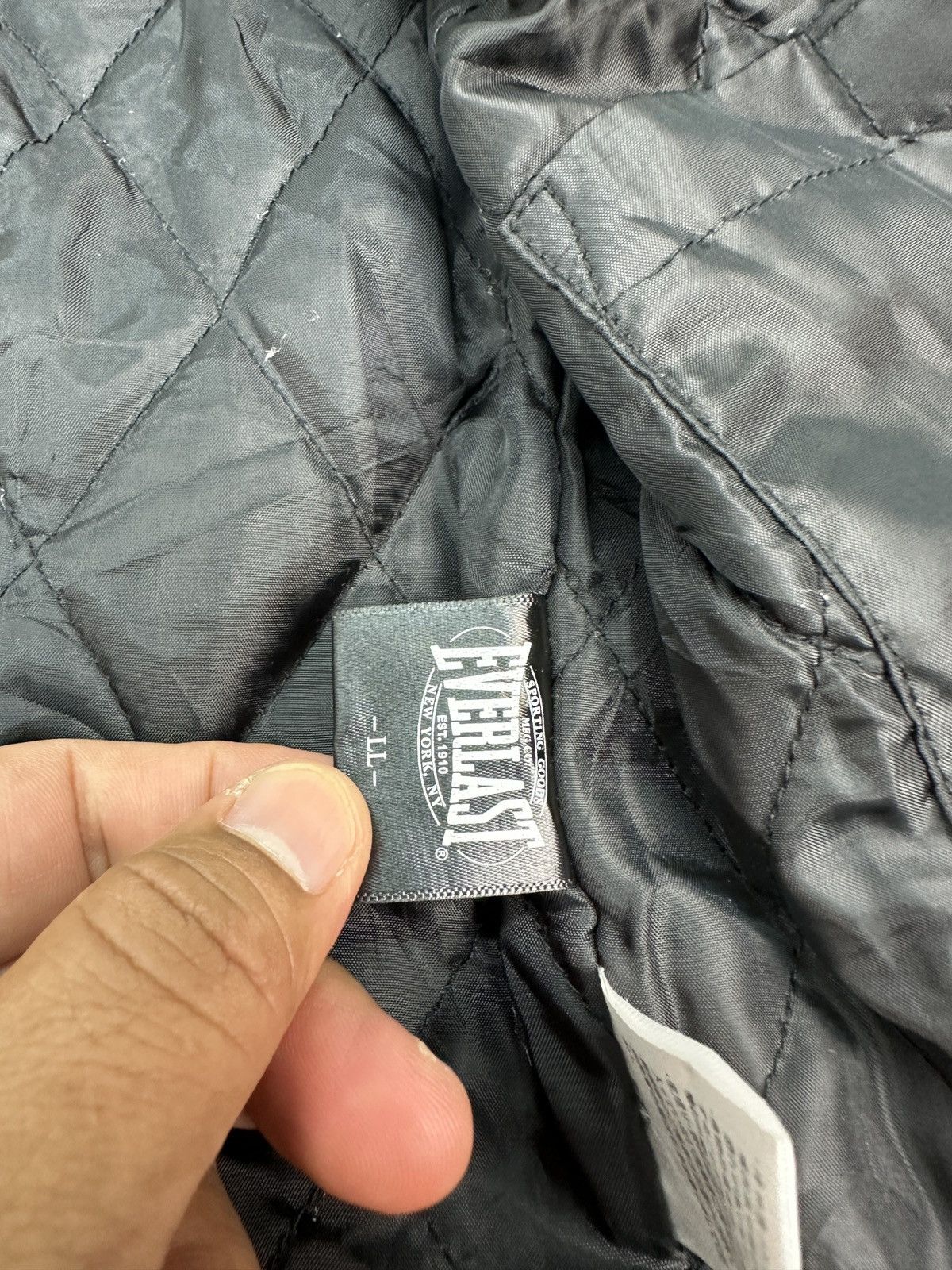 Everlast Everlast distressed Light bomber jacket Size US M / EU 48-50 / 2 - 18 Thumbnail