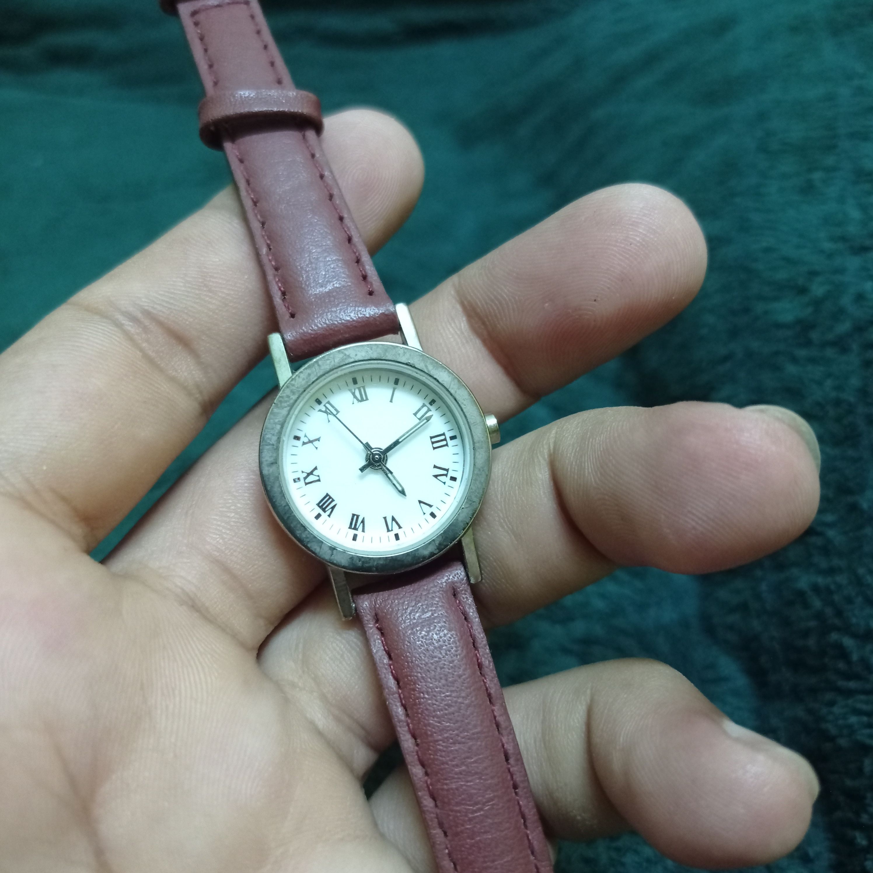 Japanese Brand Vintage Unknown Brand Ladies Watch (Japanese Engine) Size ONE SIZE - 2 Thumbnail