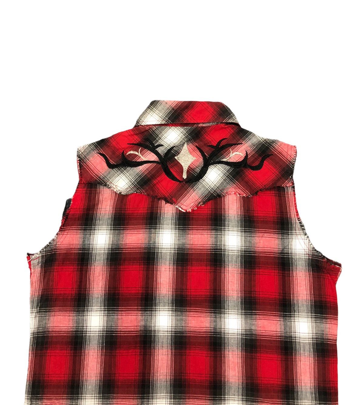 In The Attic 00’s In The Attic Homme tribal shadow plaid sleeveless Size US M / EU 48-50 / 2 - 7 Thumbnail