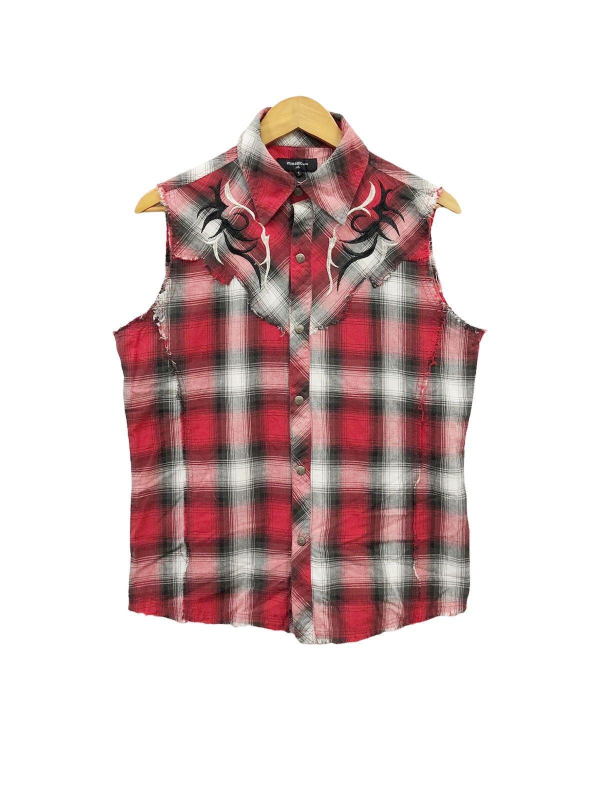 In The Attic 00’s In The Attic Homme tribal shadow plaid sleeveless Size US M / EU 48-50 / 2 - 8 Thumbnail