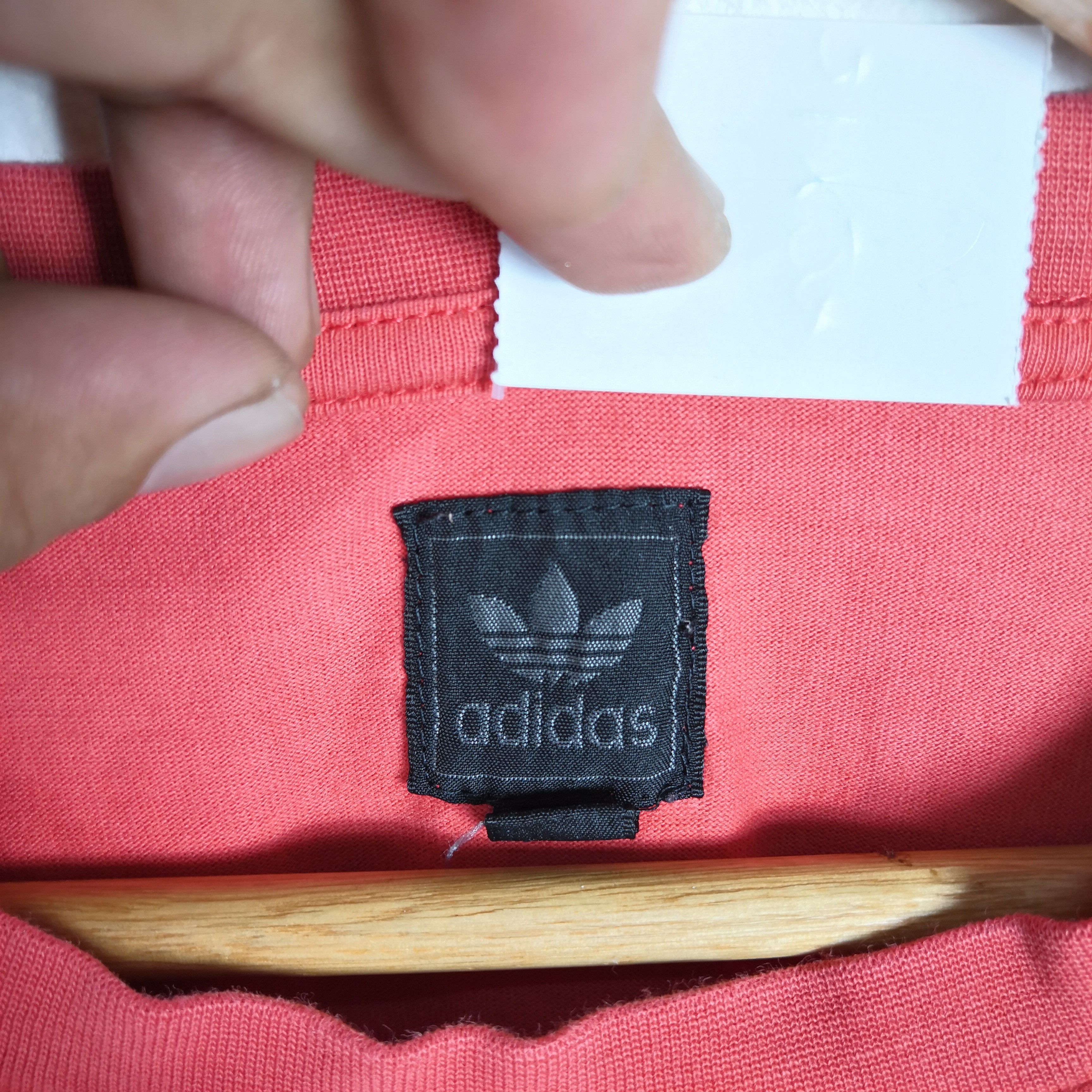 Vintage Adidas T shirt Embroidery Logo Adidas Tee | BS17749 Size US L / EU 52-54 / 3 - 7 Thumbnail