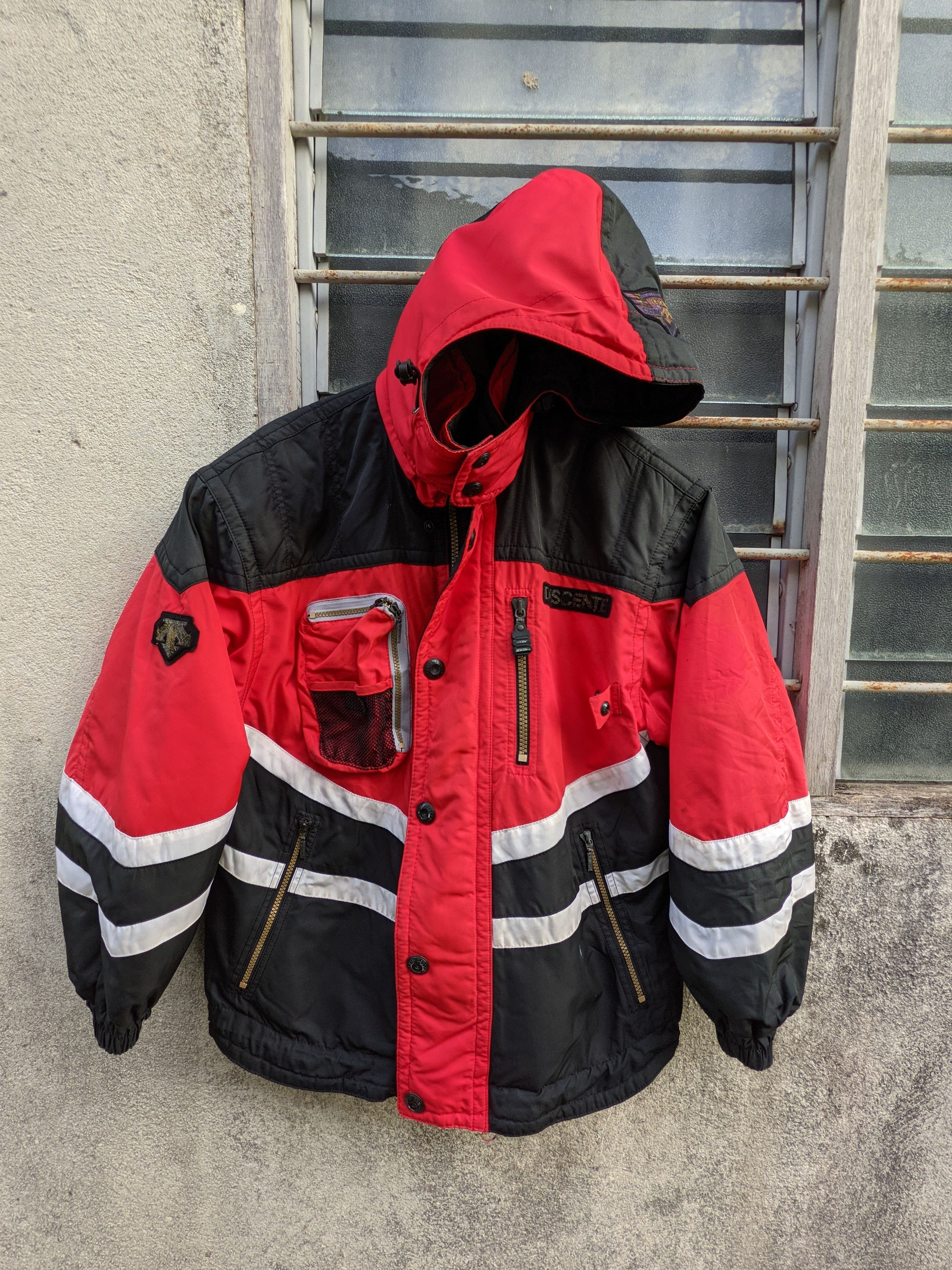 Descente Vintage Descente Skiwear Jacket Size US L / EU 52-54 / 3 - 5 Thumbnail